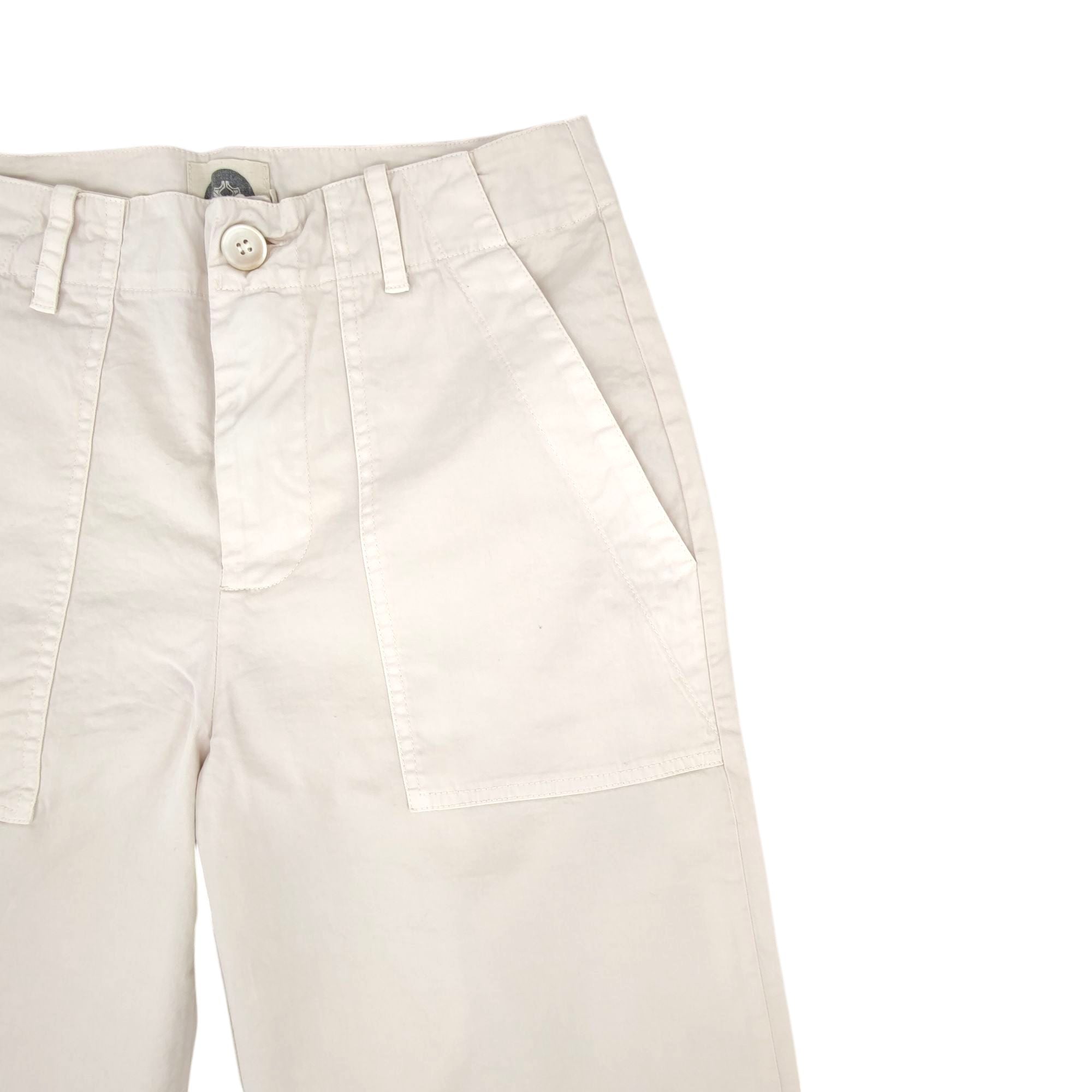 Frau Wesley Hose Sand