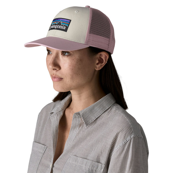 Cappello P-6 Logo Trucker White/Quit Violet
