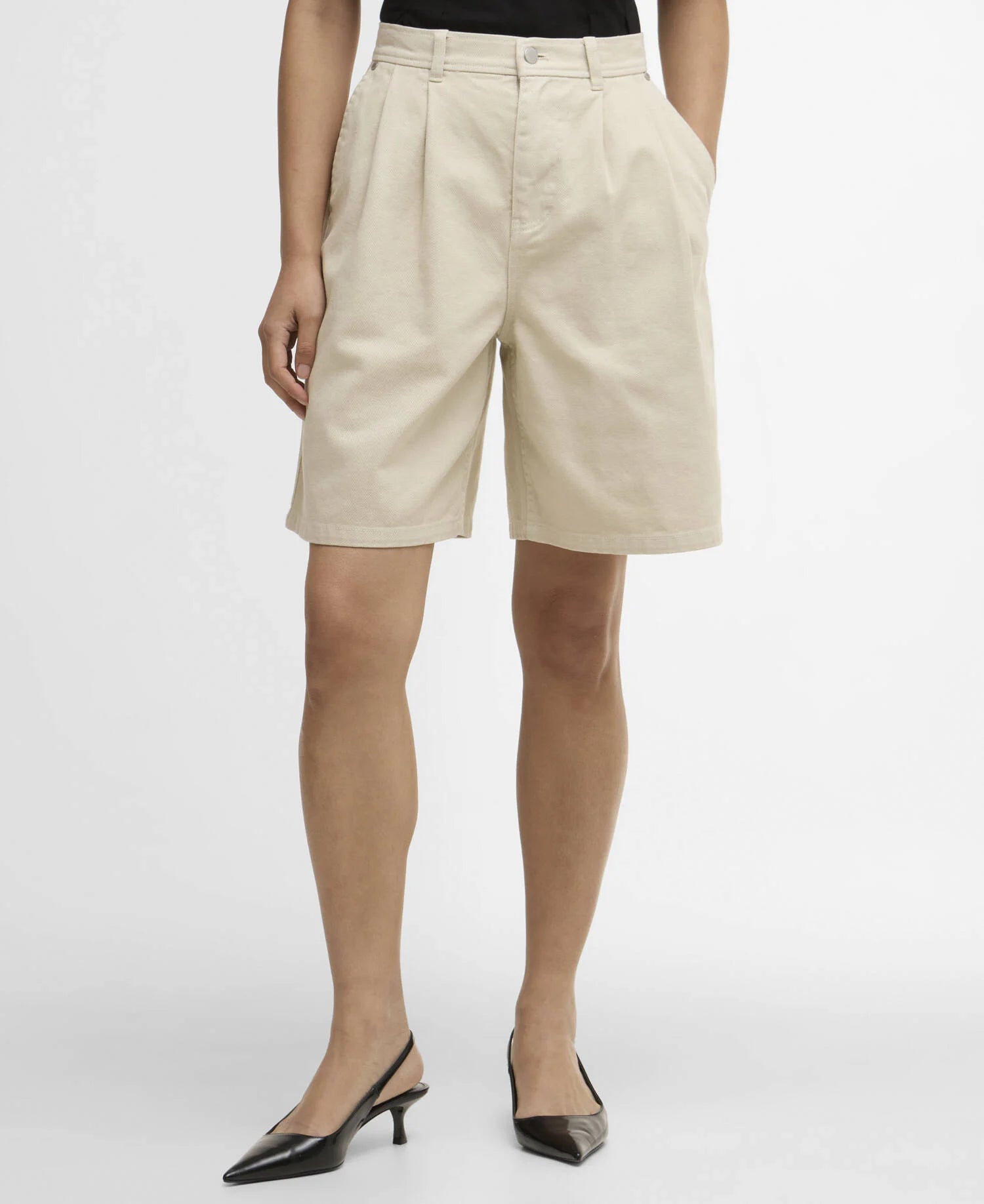 Frau Daya Kurze Hose Jasmine