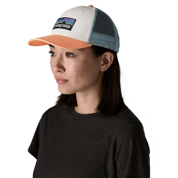 Cappello P-6 Logo LoPro Trucker White/Peach Sherbet