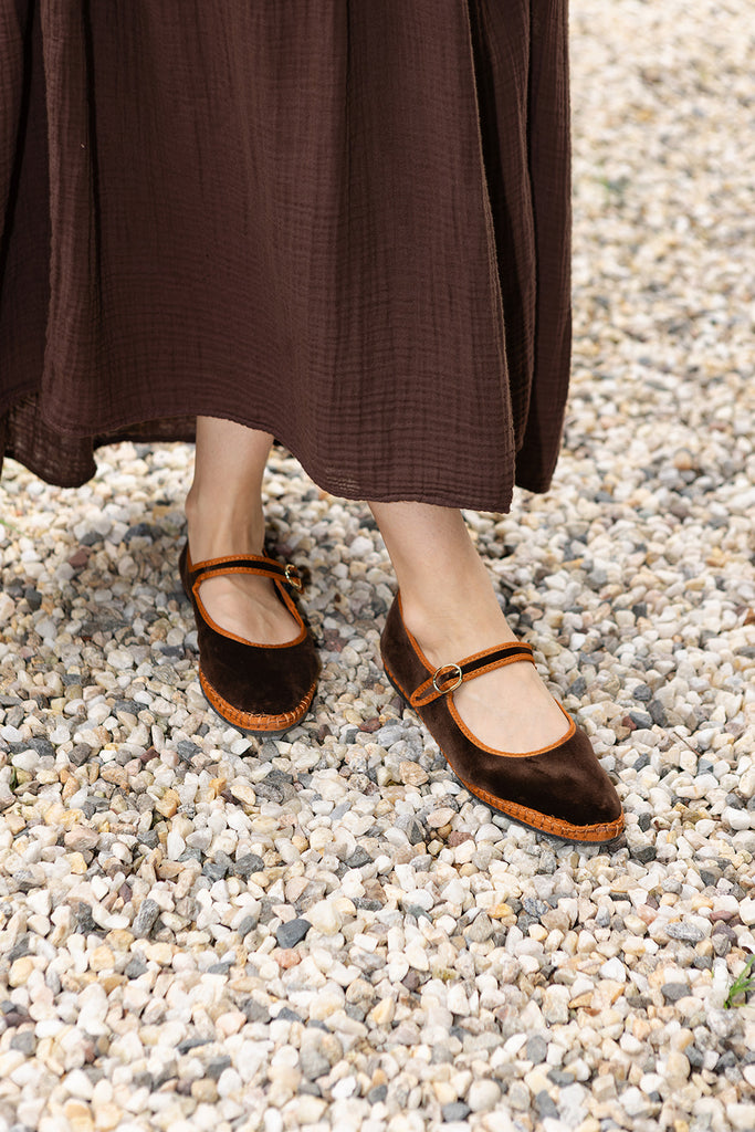 Frau Mary Jane Turnschuhe Yoki