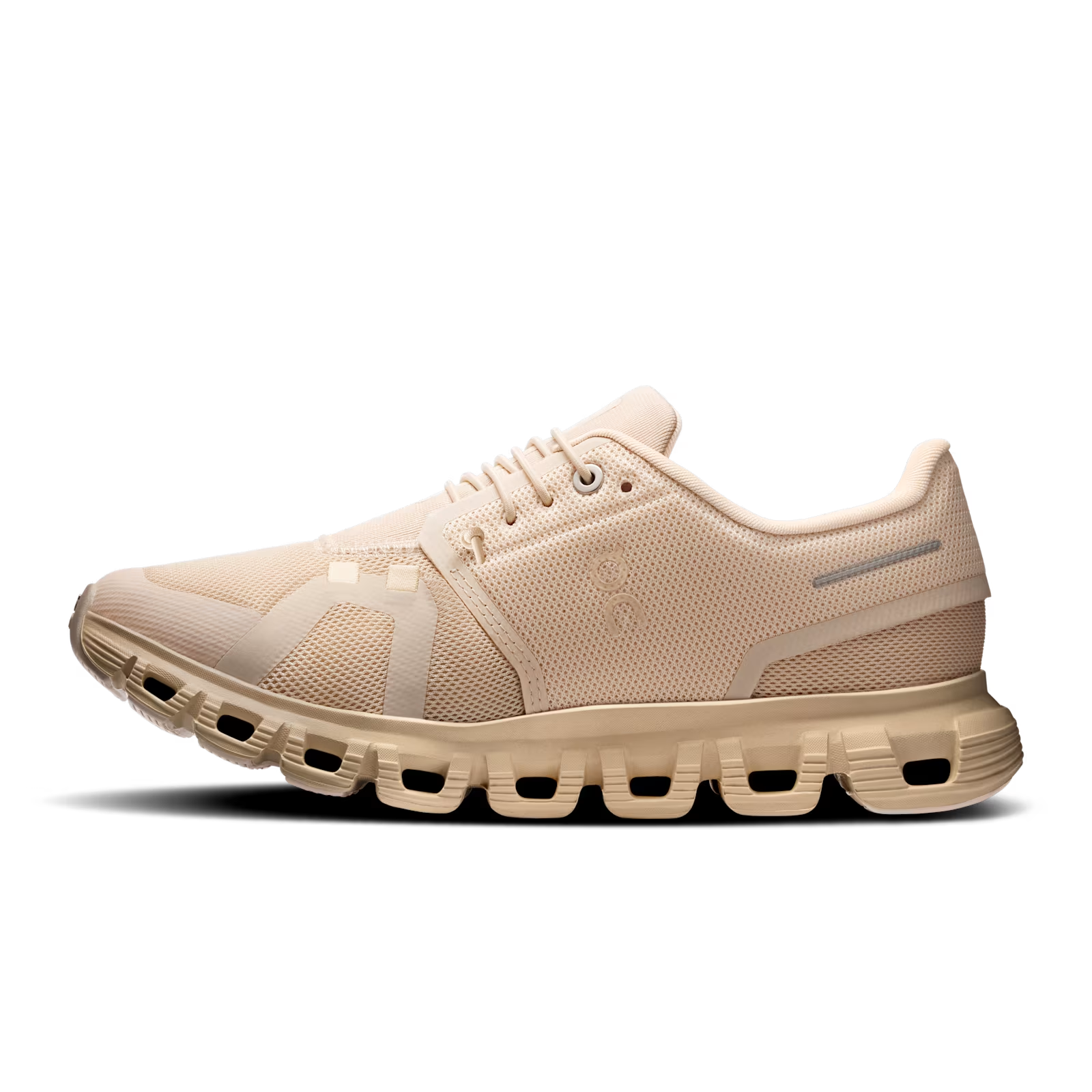 Women's Cloud 6 Shoes Sand/Sand