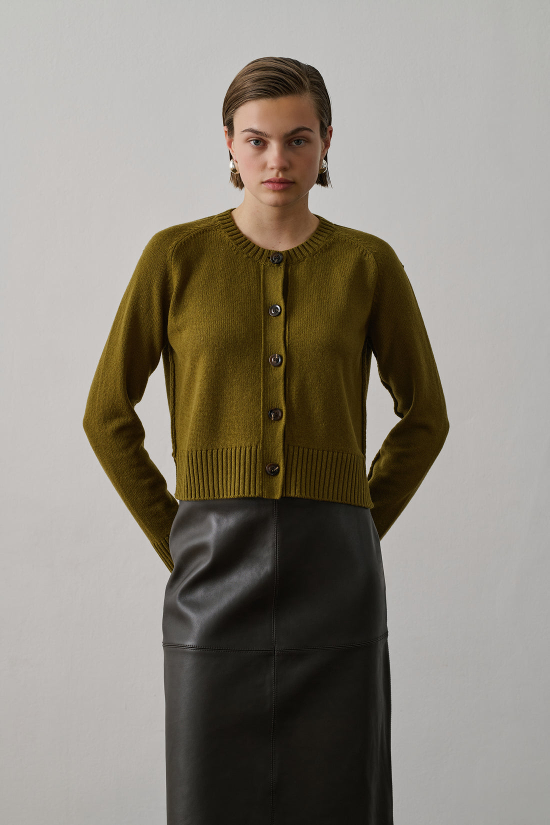Women's Virginia Sweater Bronze