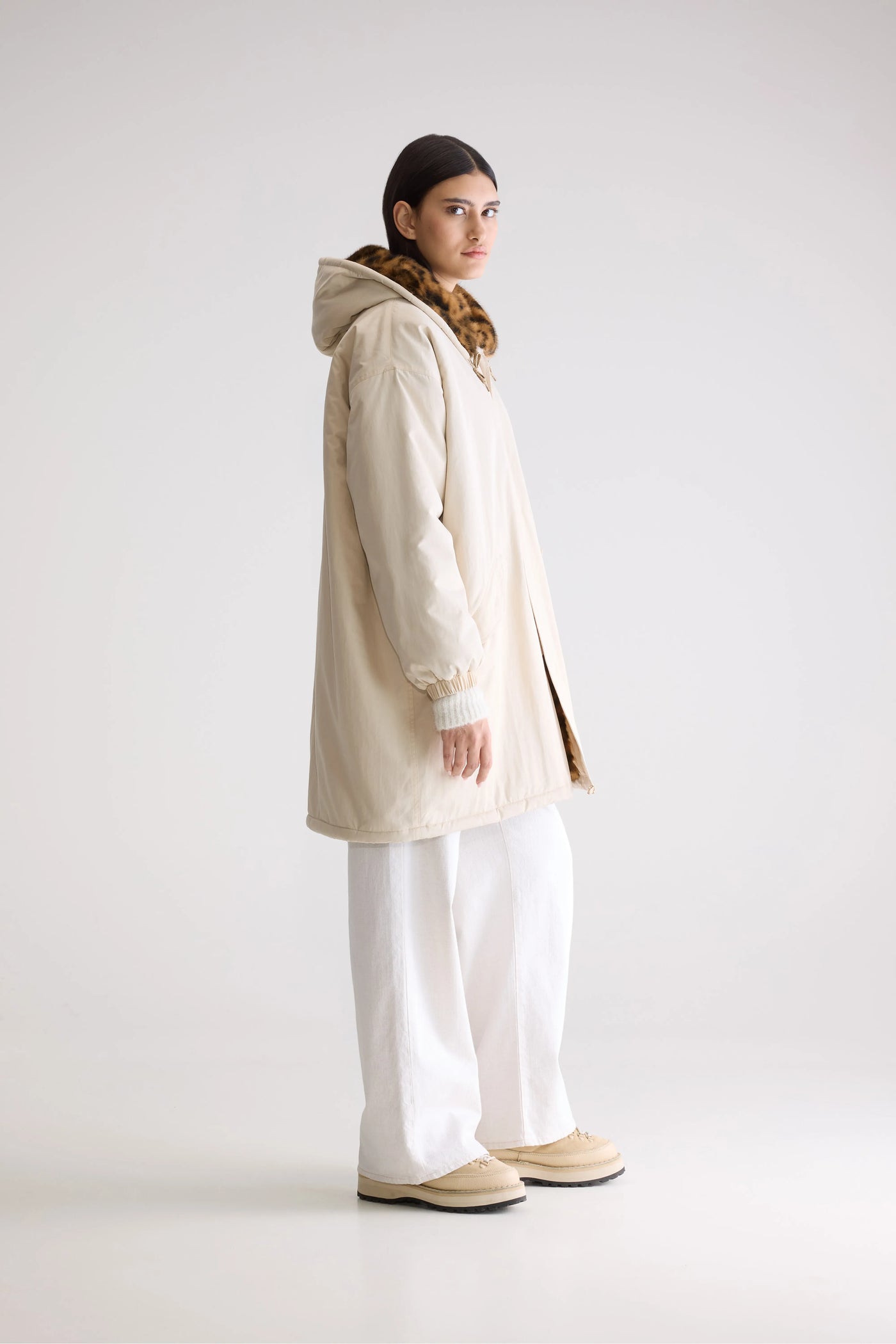 Frau Laos Mantel Natural