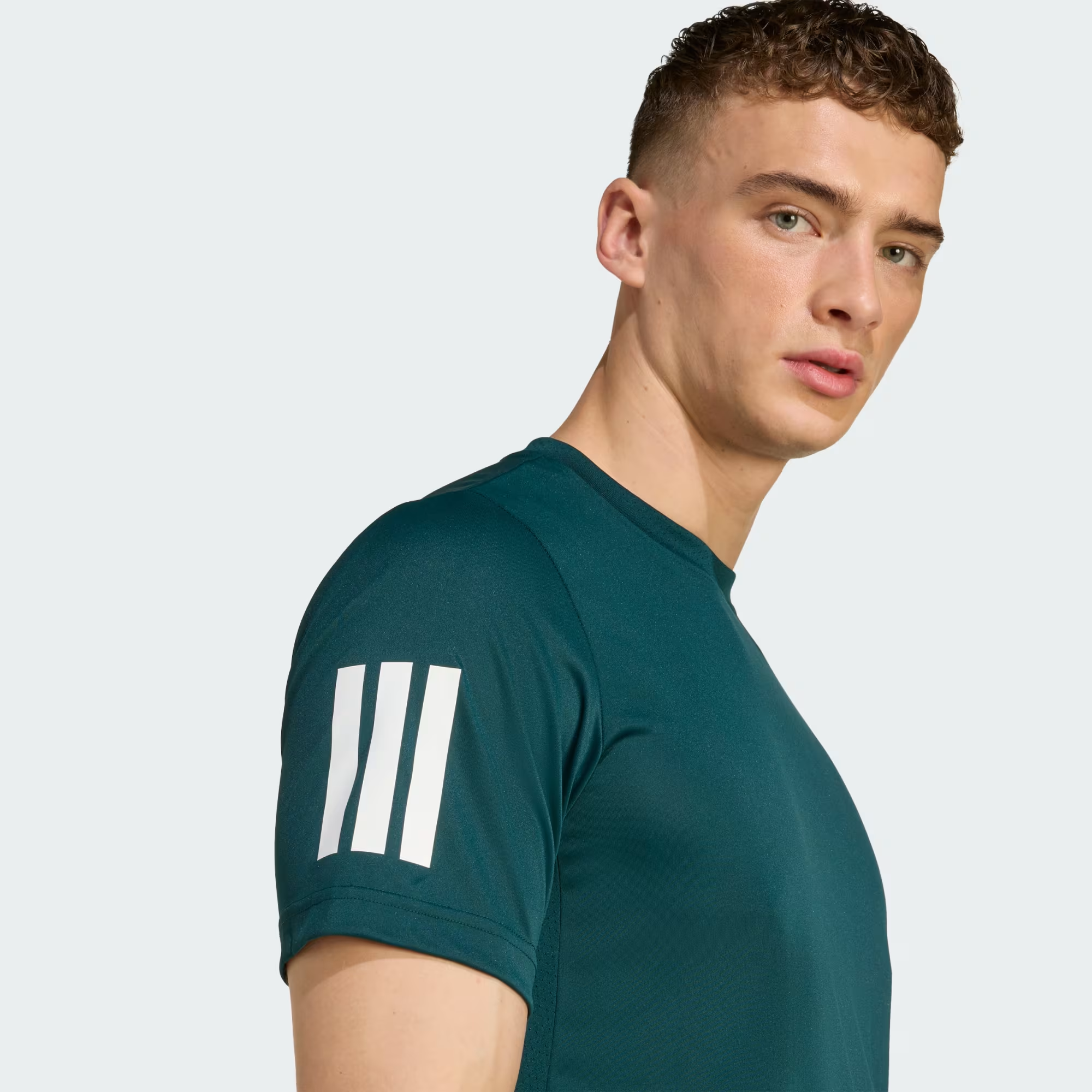 Men's Club 3 Stripe T-shirt Aurivy