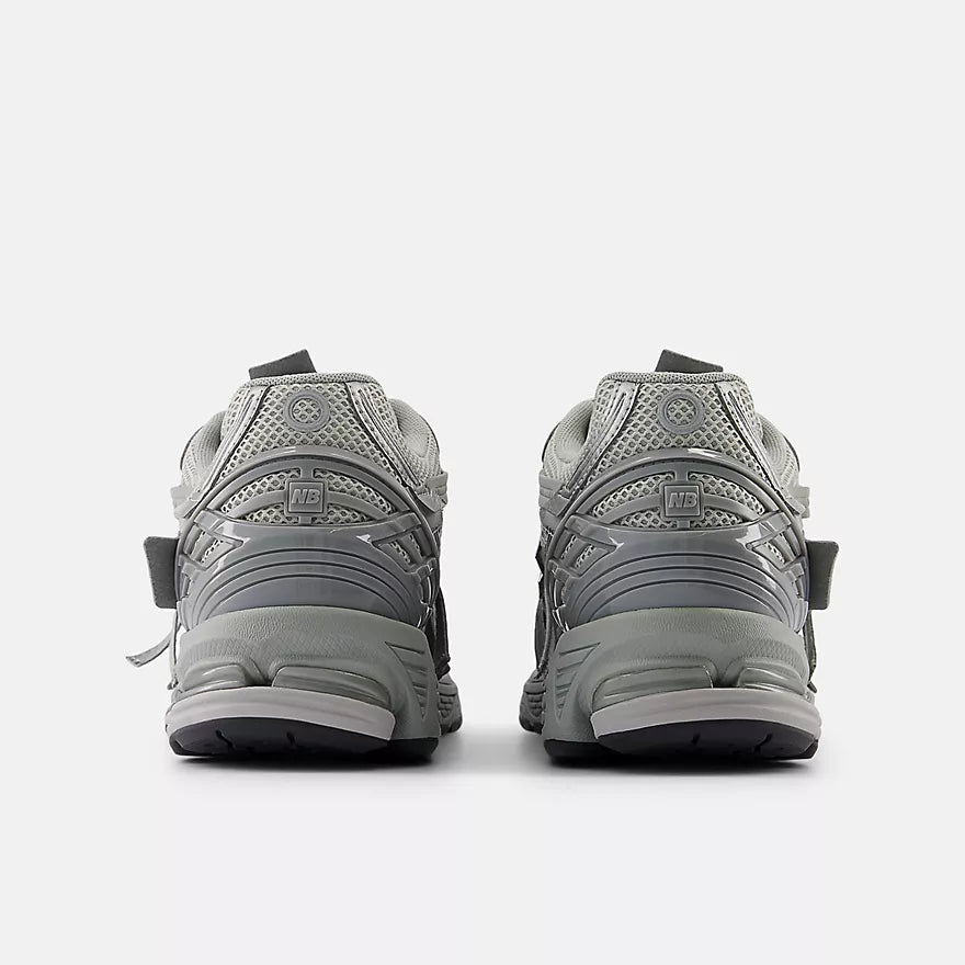 Mann 1906A Schuhe Concrete/Silver Metallic