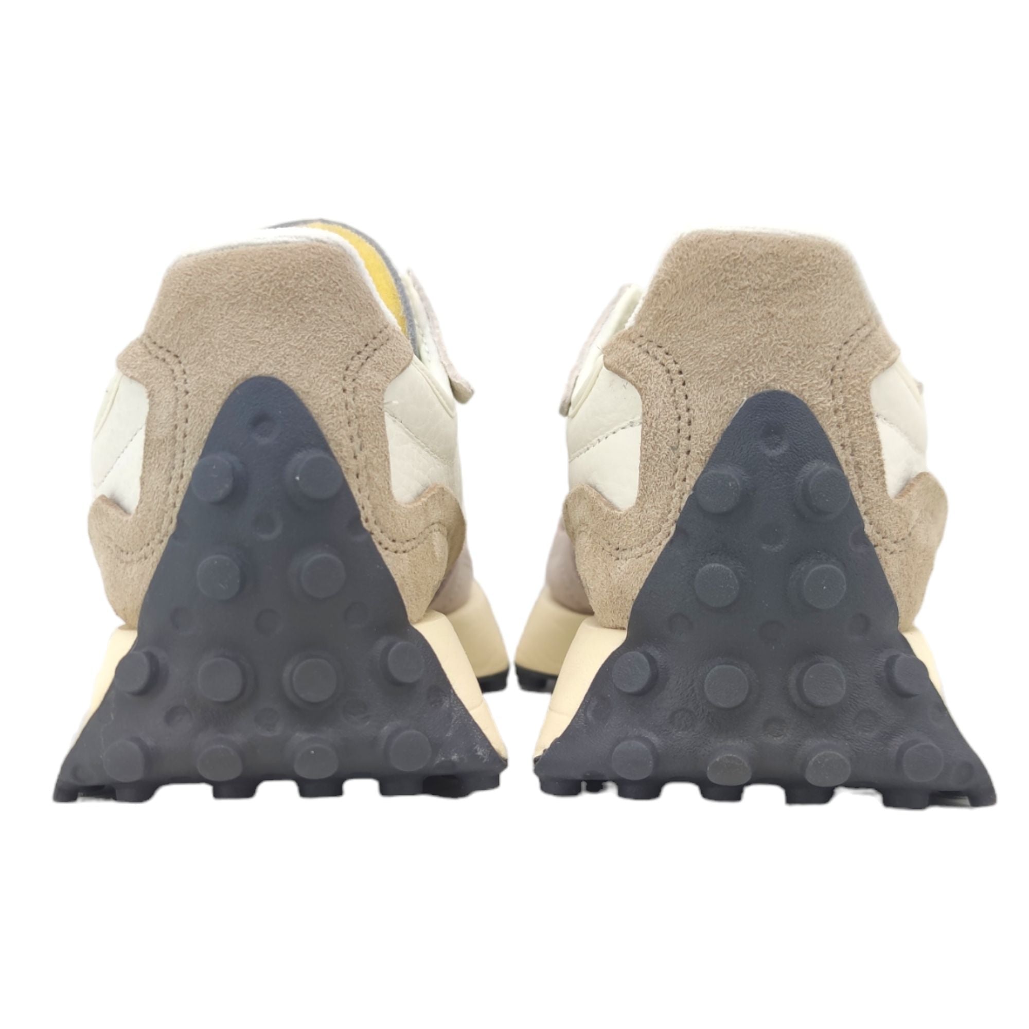New Balance | Scarpe 327 Sea Salt/Grey - Fabbrica Ski Sises