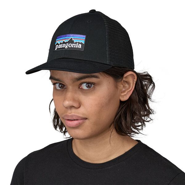 Patagonia | Cappello P-6 Logo Lopro Trucker Black - Fabbrica Ski Sises