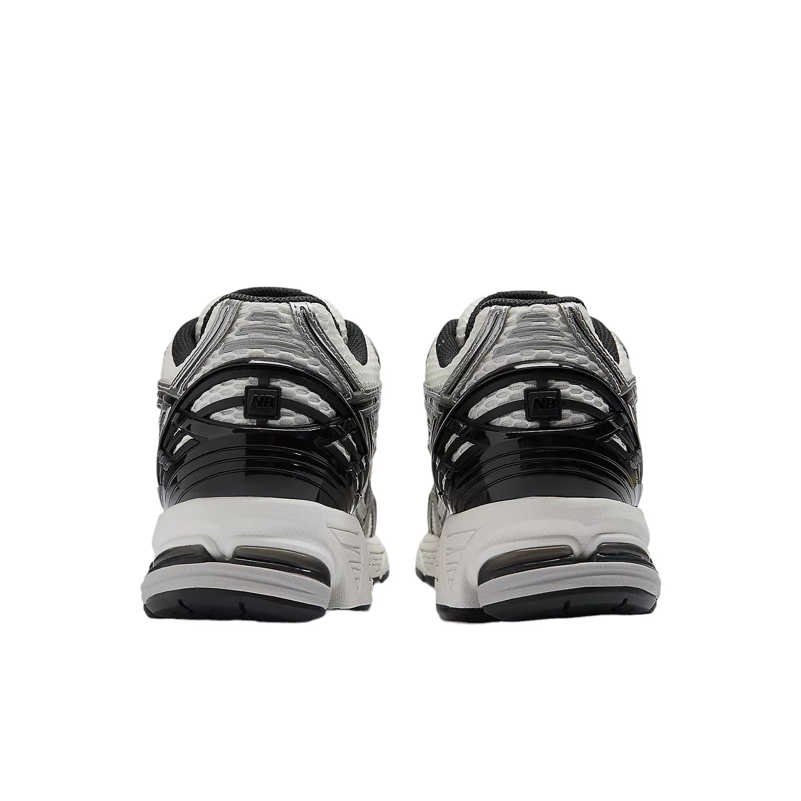 New Balance | Scarpe 1906R Uomo Silver Metallic/Black/Sea Salt - Fabbrica Ski Sises