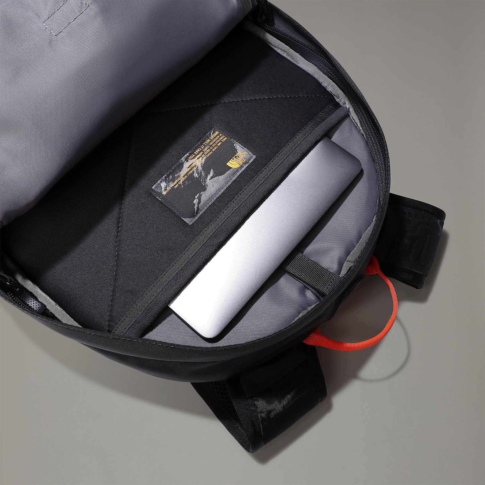 The North Face | Zaino Borealis Classic Asphalt Grey/Retro Orange - Fabbrica Ski Sises