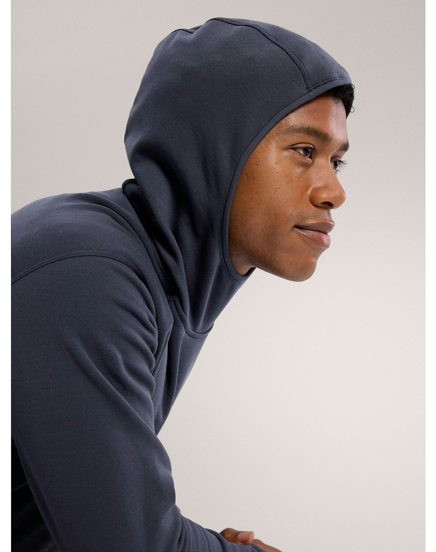 Arc'Teryx | Maglia Kyanite Pullover Hoody Uomo Black Sapphire - Fabbrica Ski Sises