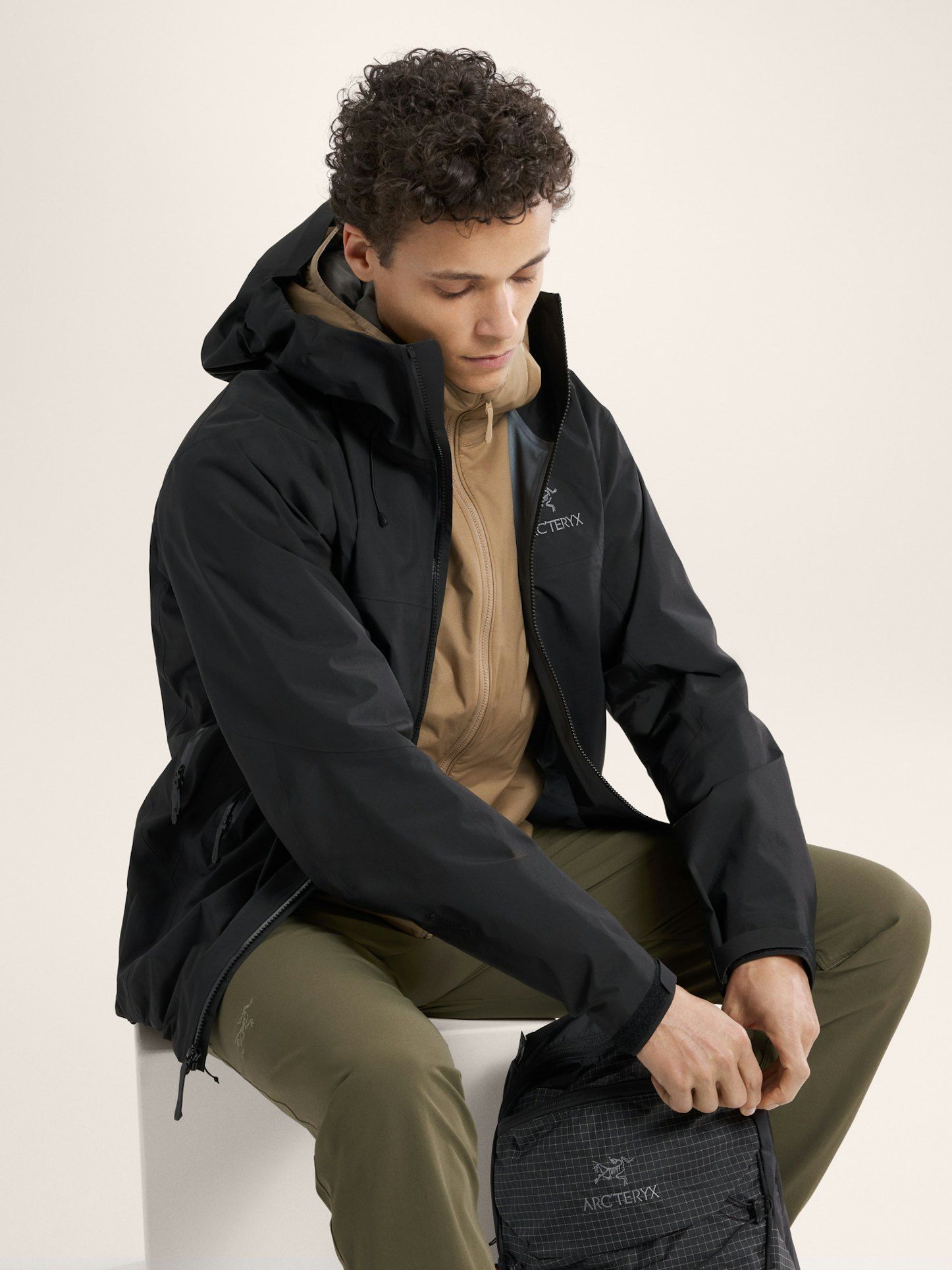Arc'Teryx | Giacca Atom Hoody Uomo Canvas/Forage - Fabbrica Ski Sises
