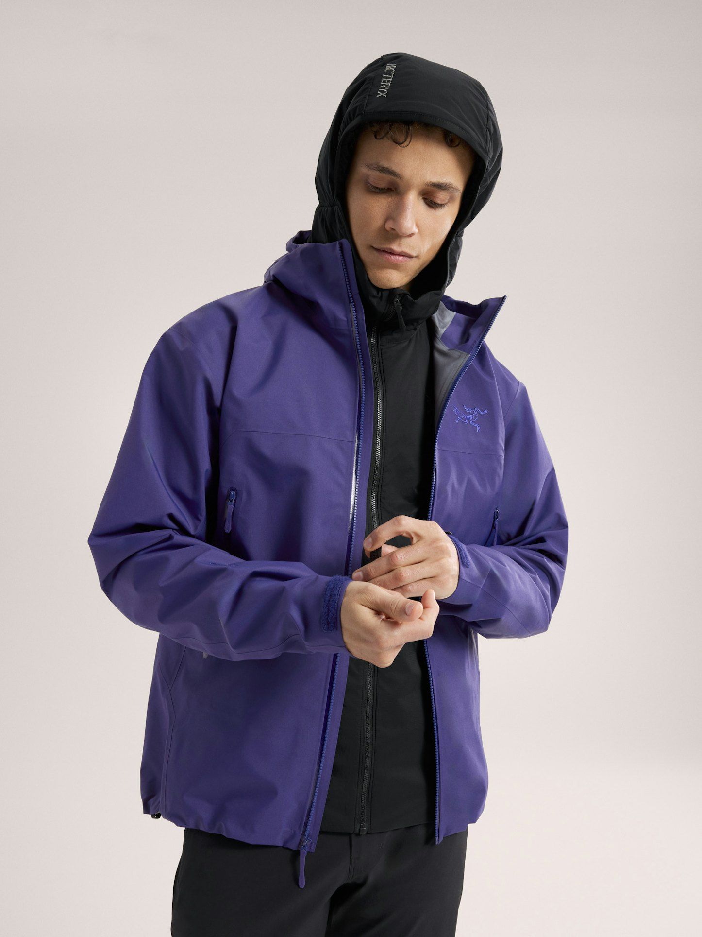 Arc'teryx Jacket Atom Hoody Man Black Fabbrica Ski Sises