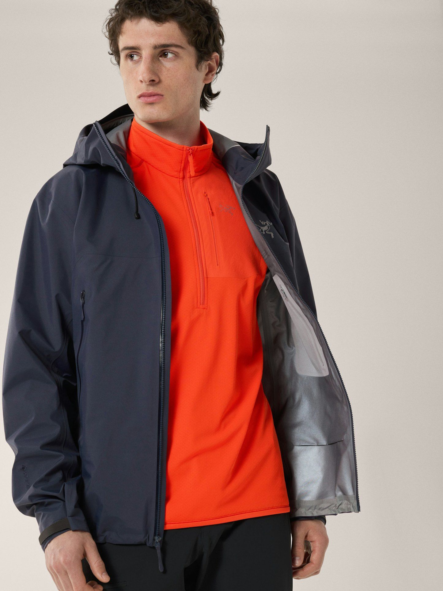 Arc'Teryx | Giacca Beta SL Uomo Black Sapphire - Fabbrica Ski Sises