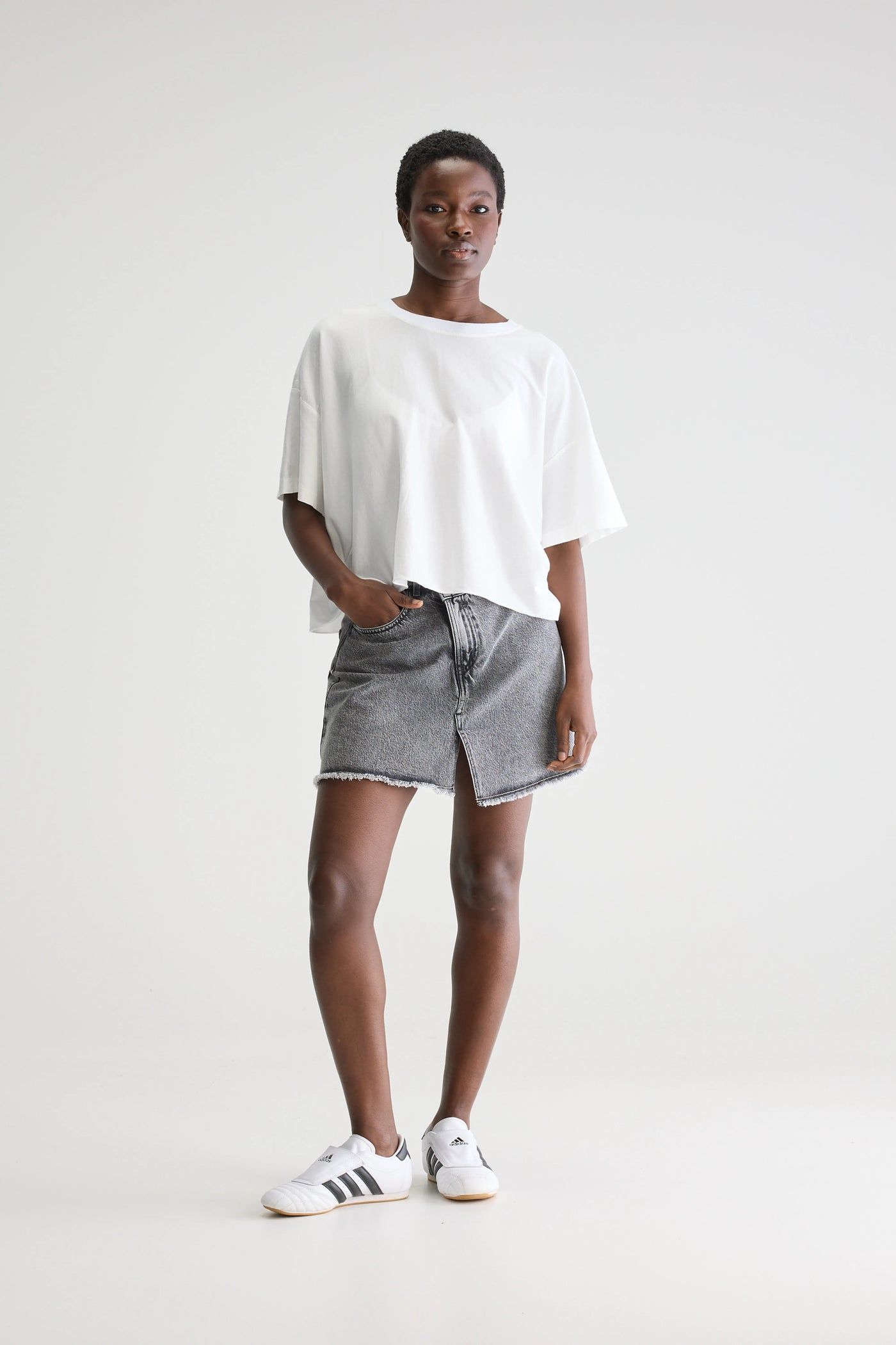 Bellerose | T-shirt Farpy Cropped Donna White - Fabbrica Ski Sises