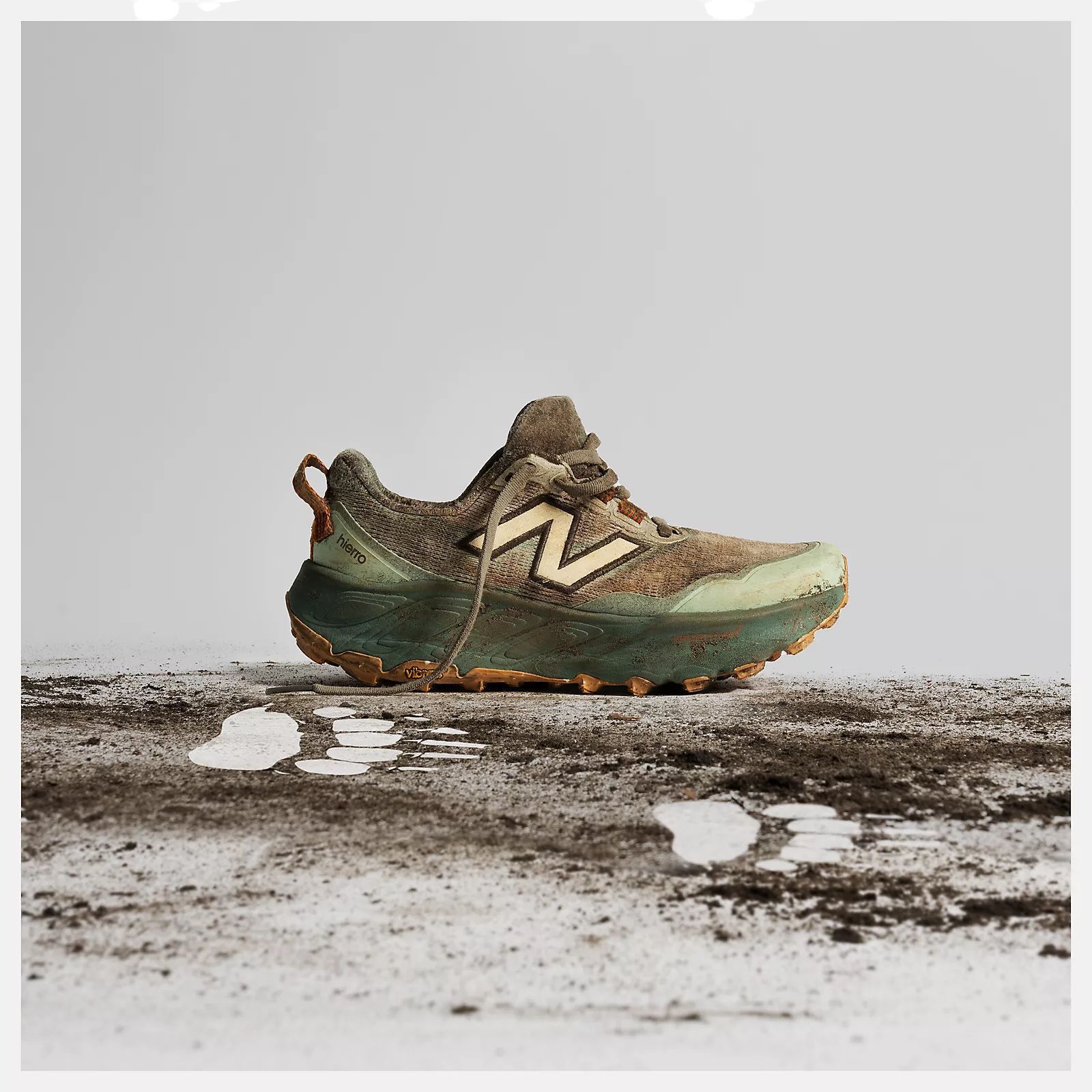 New Balance | Scarpe Fresh Foam X Hierro v9 Donna Calcium/Dark Juniper - Fabbrica Ski Sises