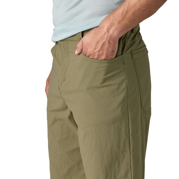 Patagonia | Pantaloncini Quandary Shorts 10 IN Uomo Tent Green - Fabbrica Ski Sises