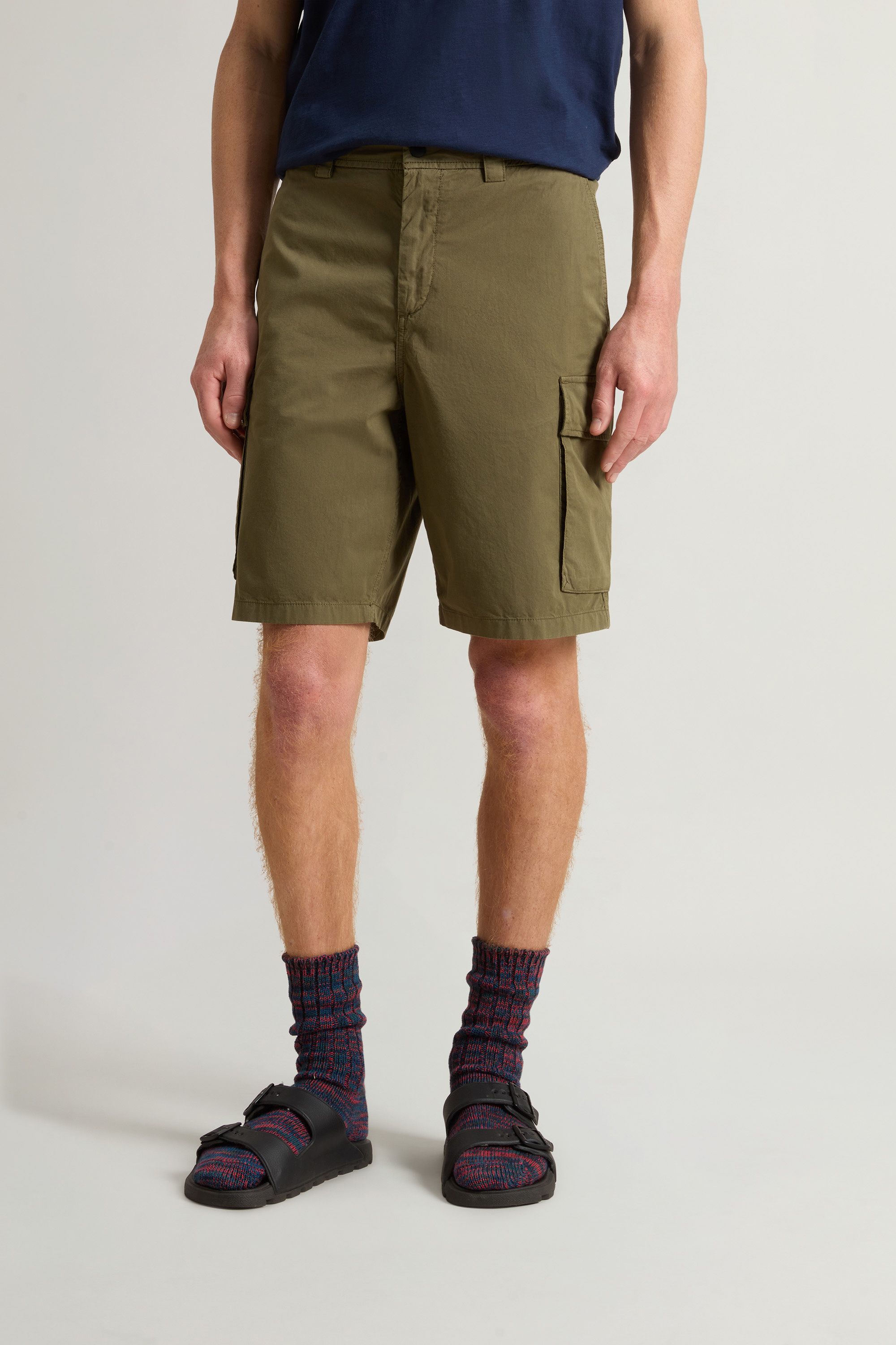 Woolrich | Pantaloncini Gabardine Cargo Uomo Like Olive - Fabbrica Ski Sises