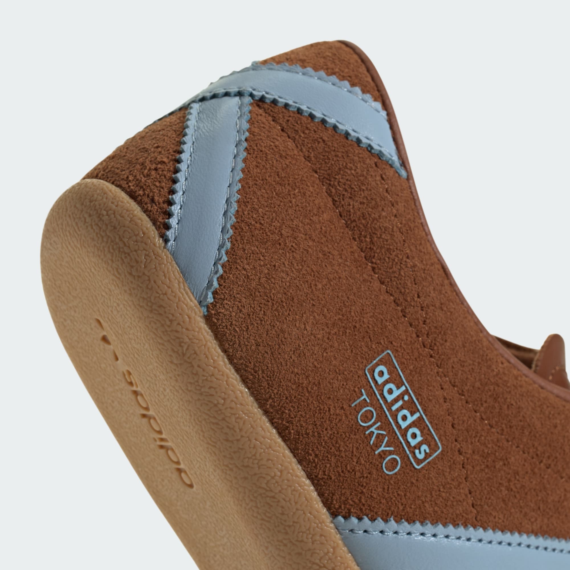 Tokyo Turnschuhe Dusky Bronze/Clear Sky/Gum