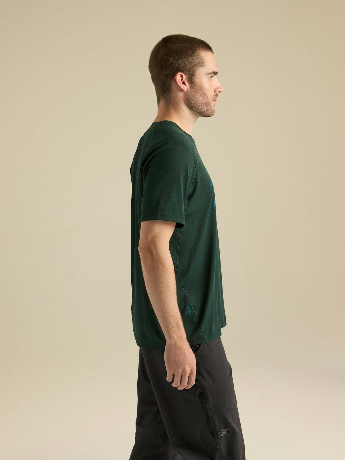 Herr T-shirt Cormac med logga Mörk jade/aqua
