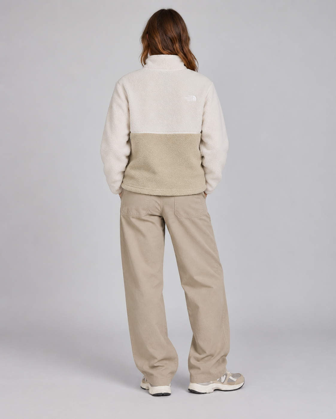 Frau Yumiori 1/4 Zip Pullover Desert Stone/White