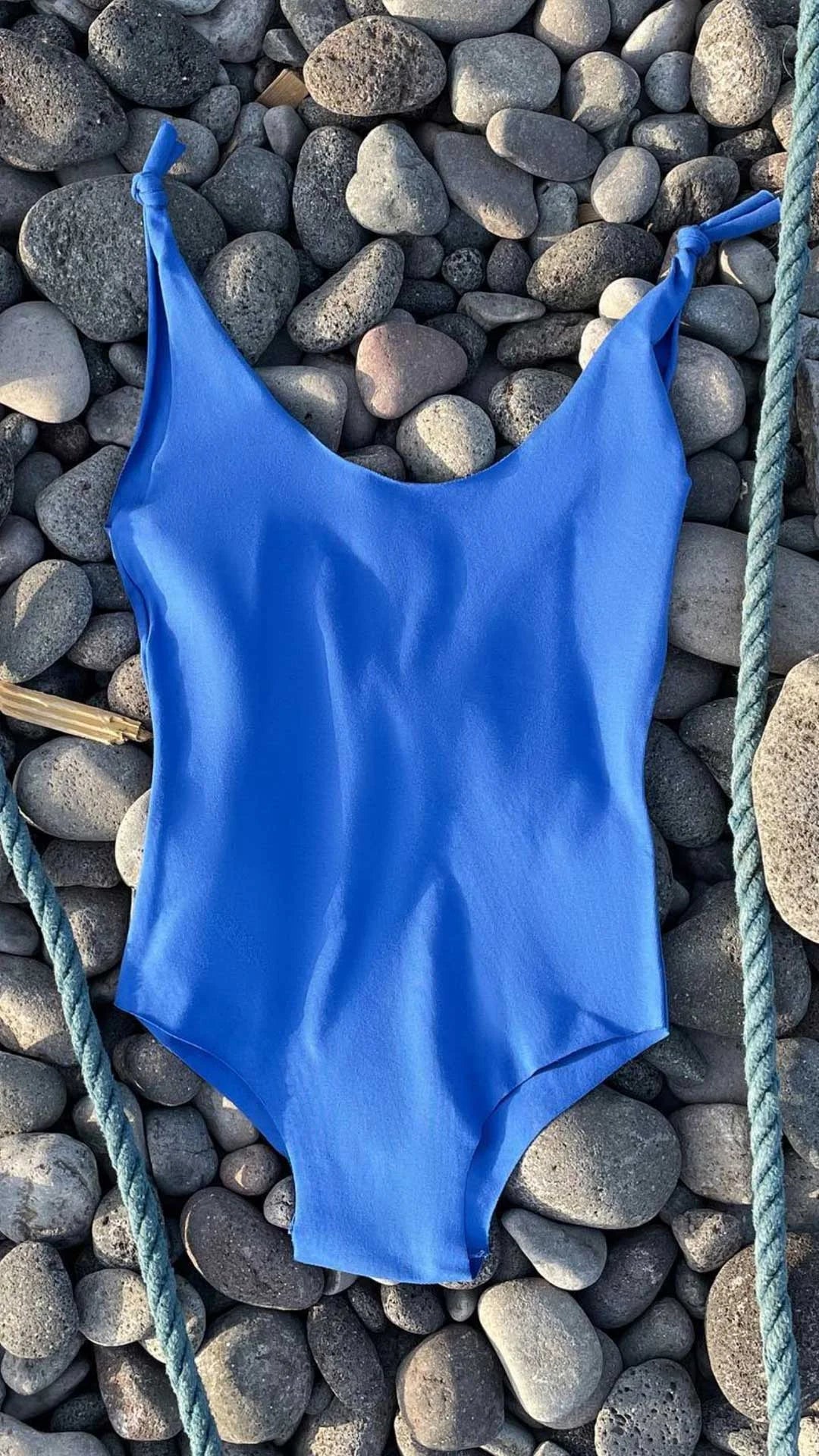 Costume Ginestra Intero Donna North Atlantic - Immagine ambientata