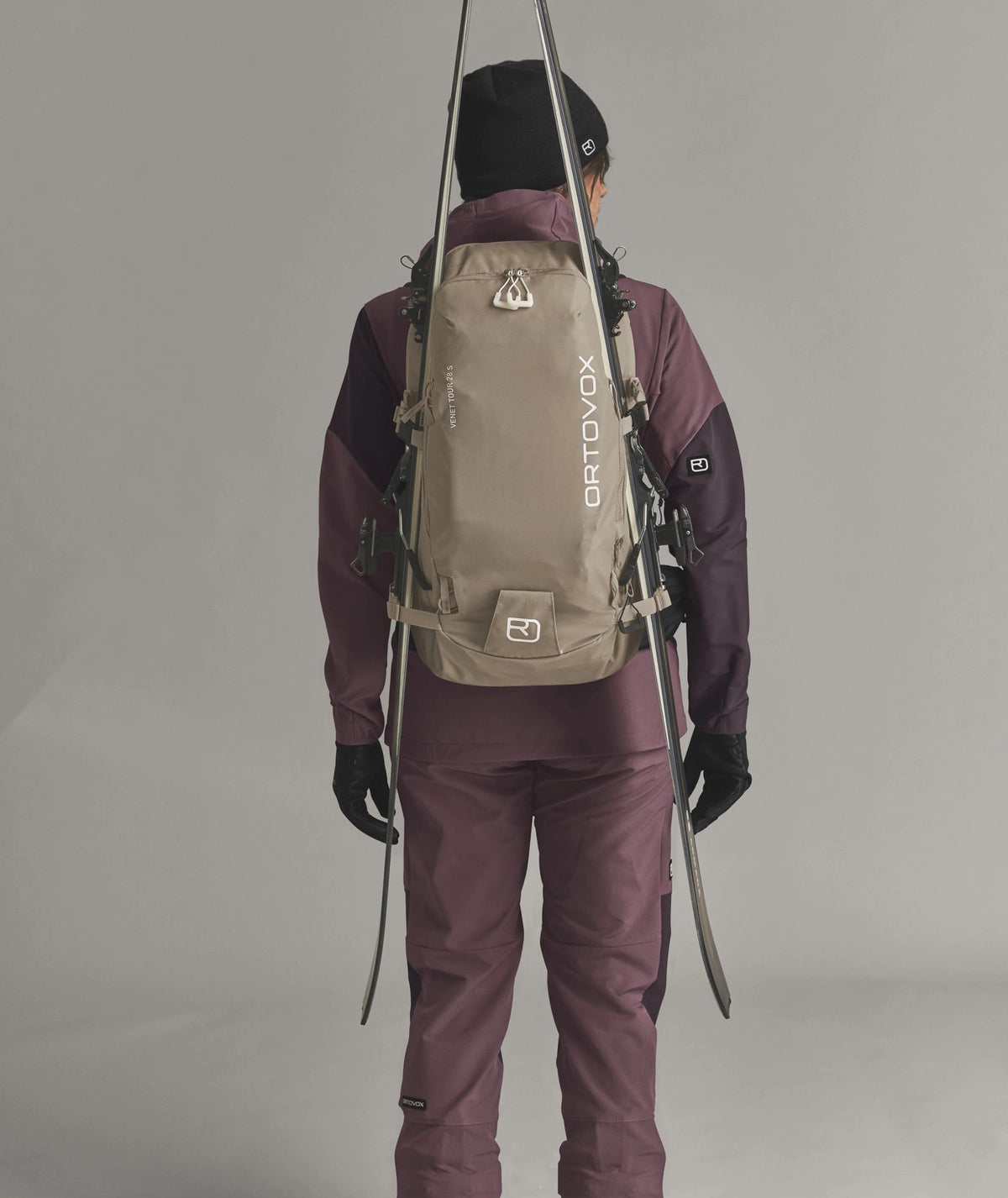 Mochila Venet Tour 28 para Mulher em Linho Escuro