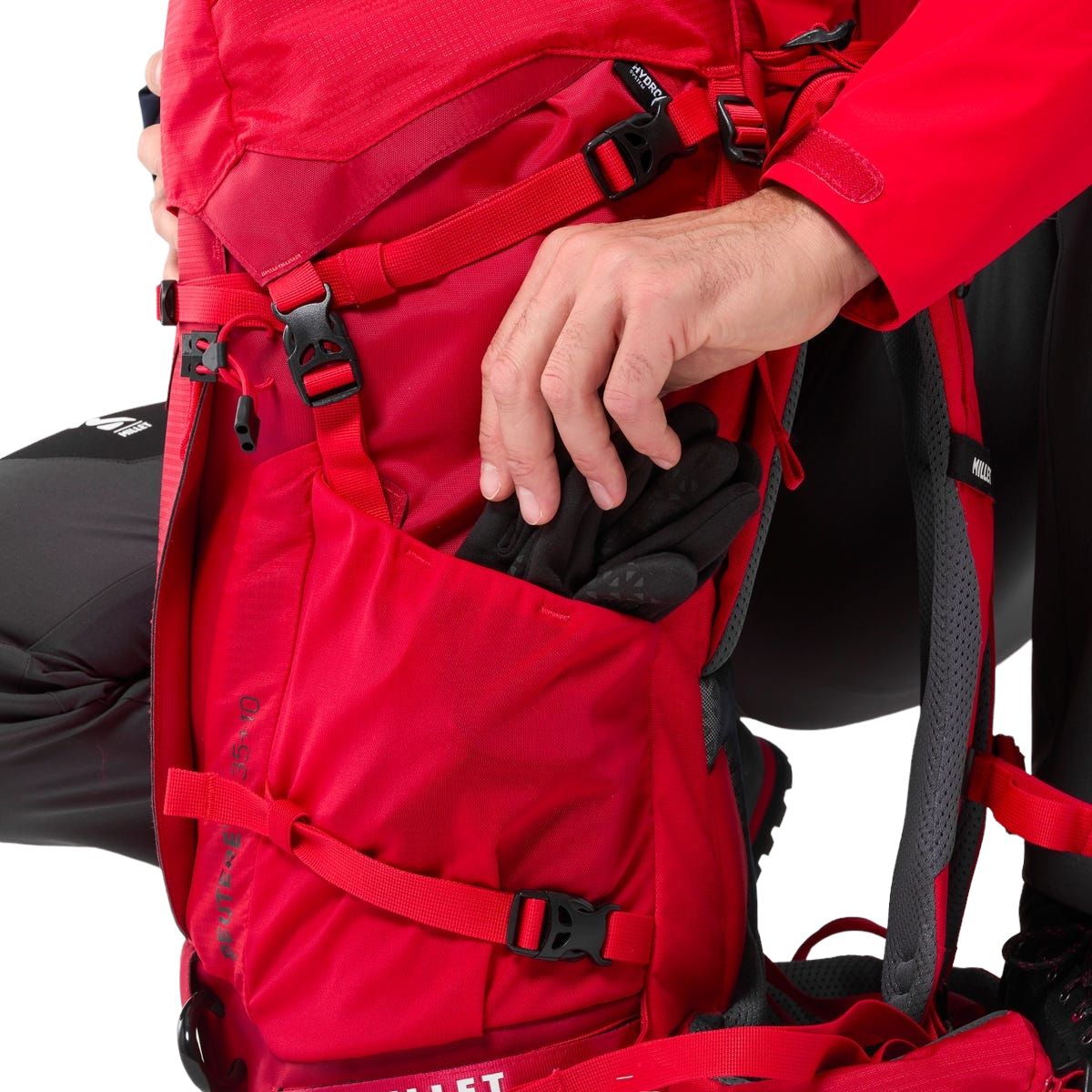 Millet | Zaino Peuterey Integrale 35+10 Red - Fabbrica Ski Sises