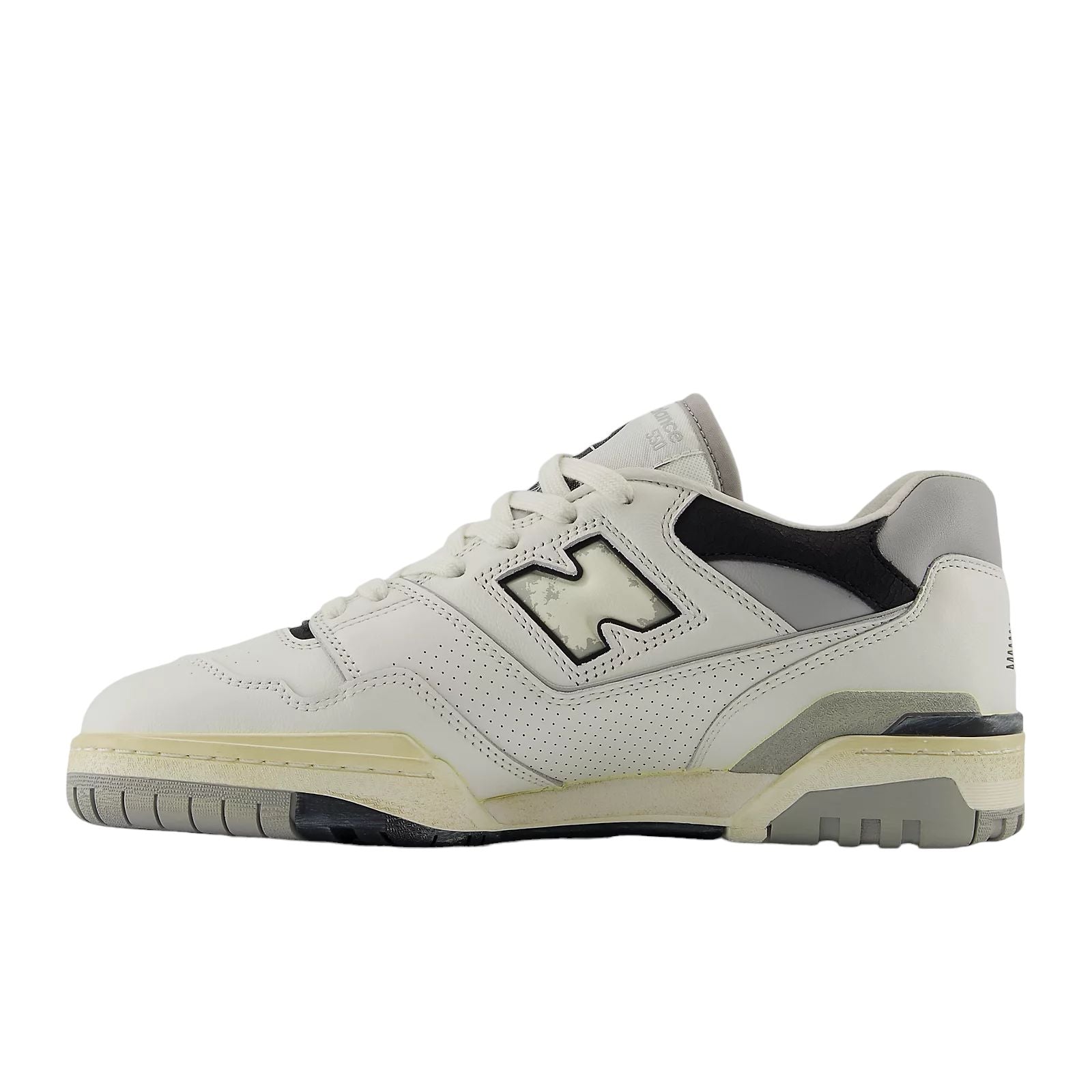 New Balance | Scarpe 550 Donna Sea Salt/Concrete/Black - Fabbrica Ski Sises