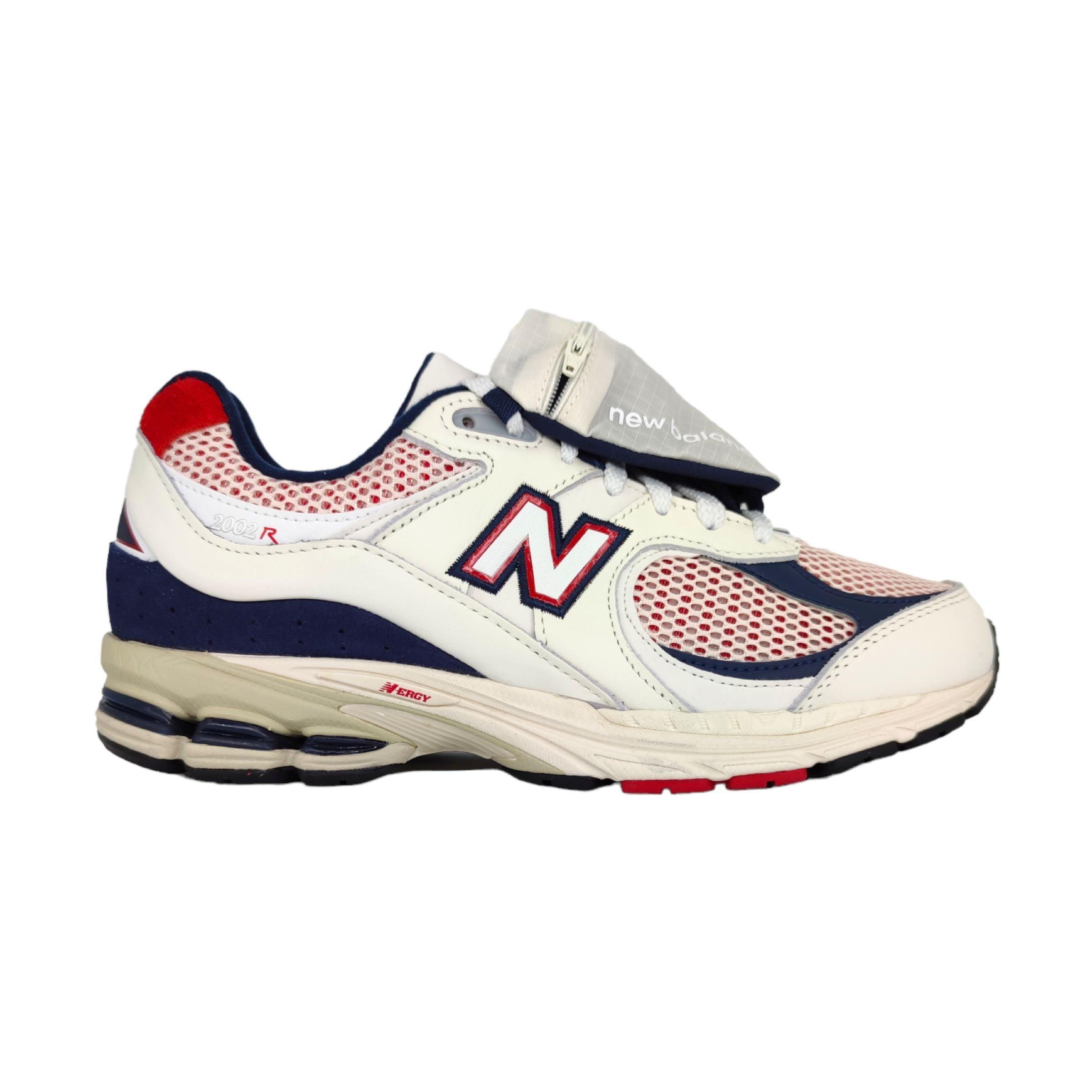 New Balance | Scarpe 2002R Uomo White/Navy/Red - Fabbrica Ski Sises