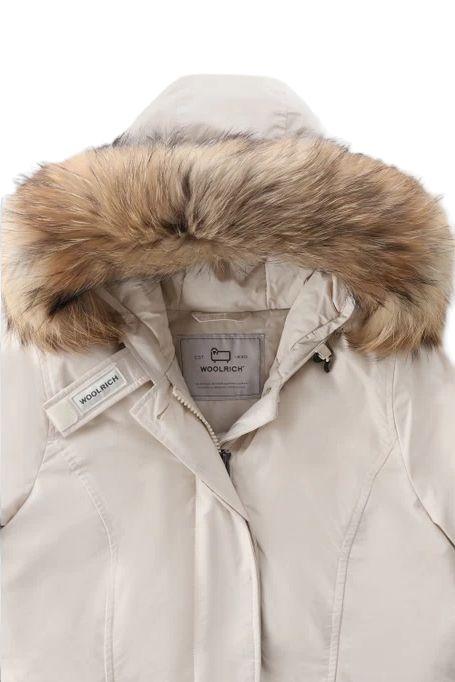 Woolrich | Giacca Luxury Arctic Raccoon Donna Milk Cream - Fabbrica Ski Sises