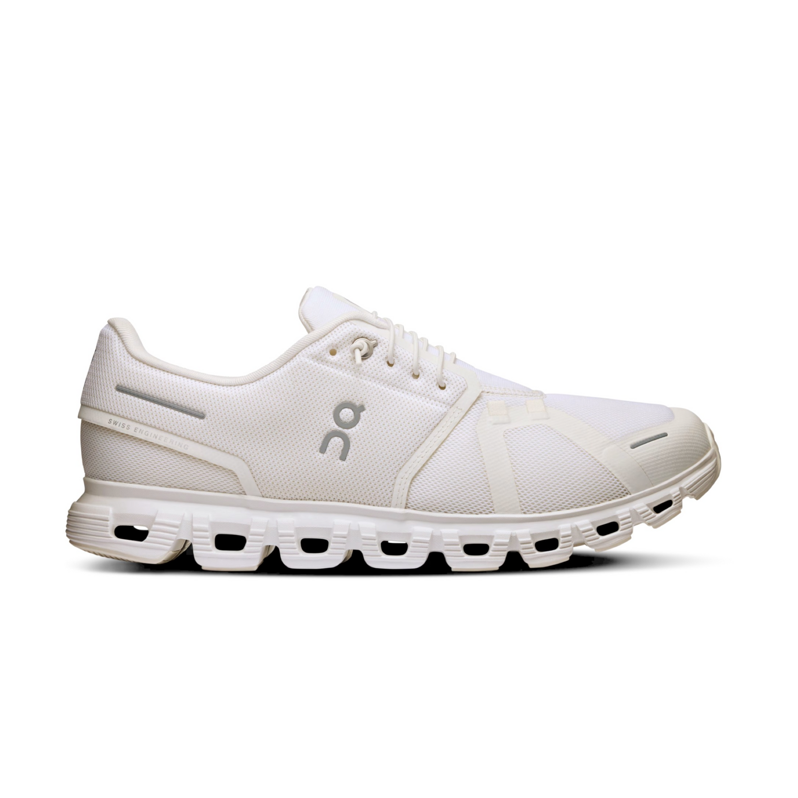 Nuvem feminina 6 Sapatos largos branco / branco
