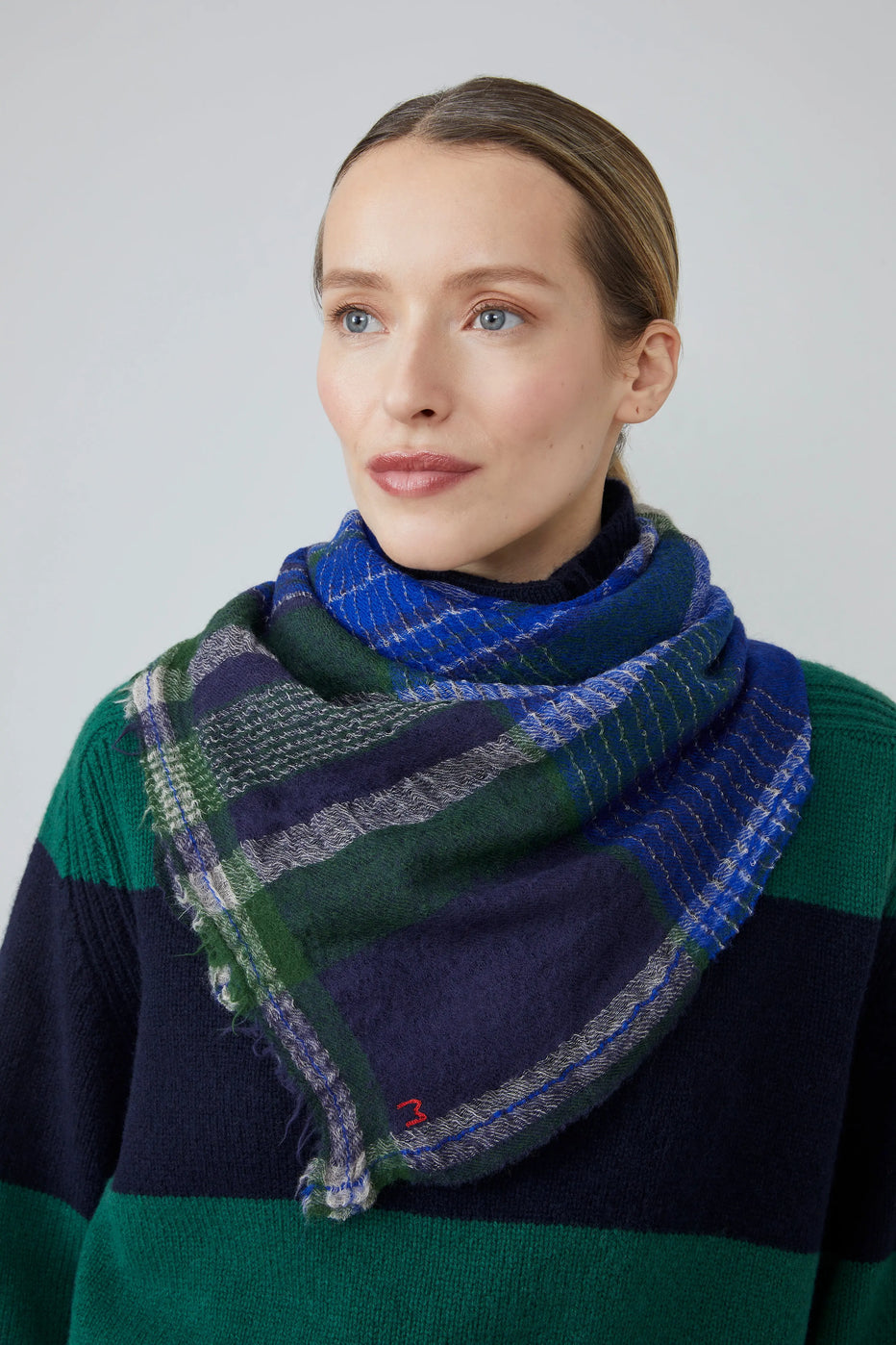 Frau 752 Schal Royal Blue
