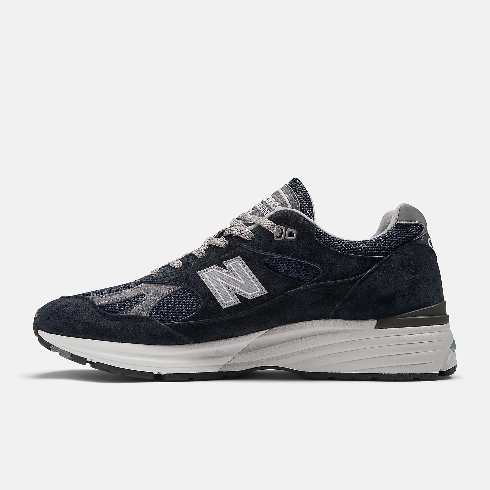 Men's 991v2 Shoes Dark Navy/Pearl