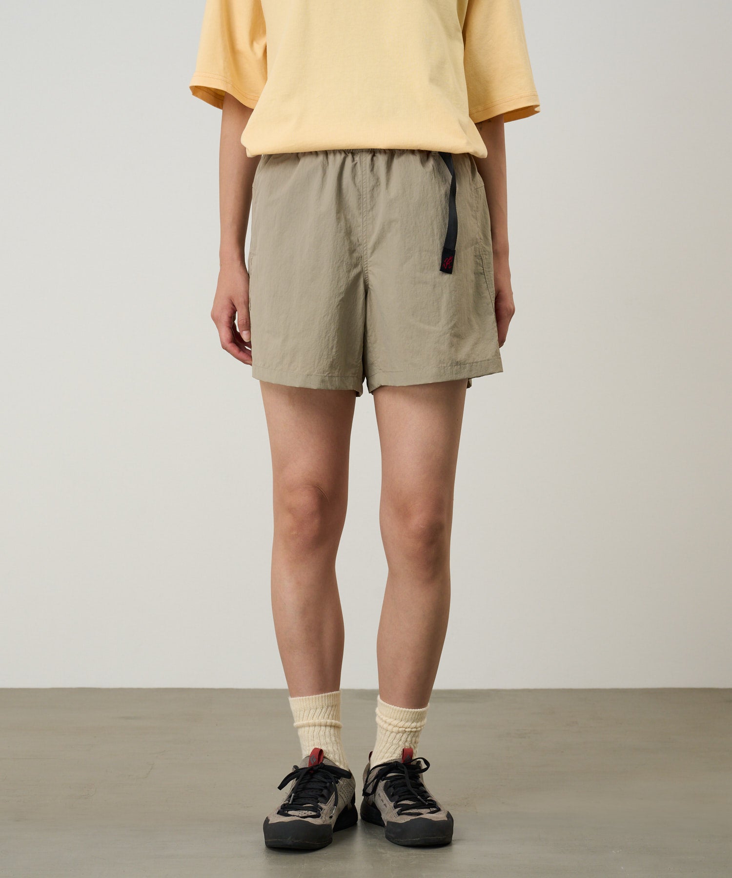 Women's Nylon Active Shorts Milk Tea