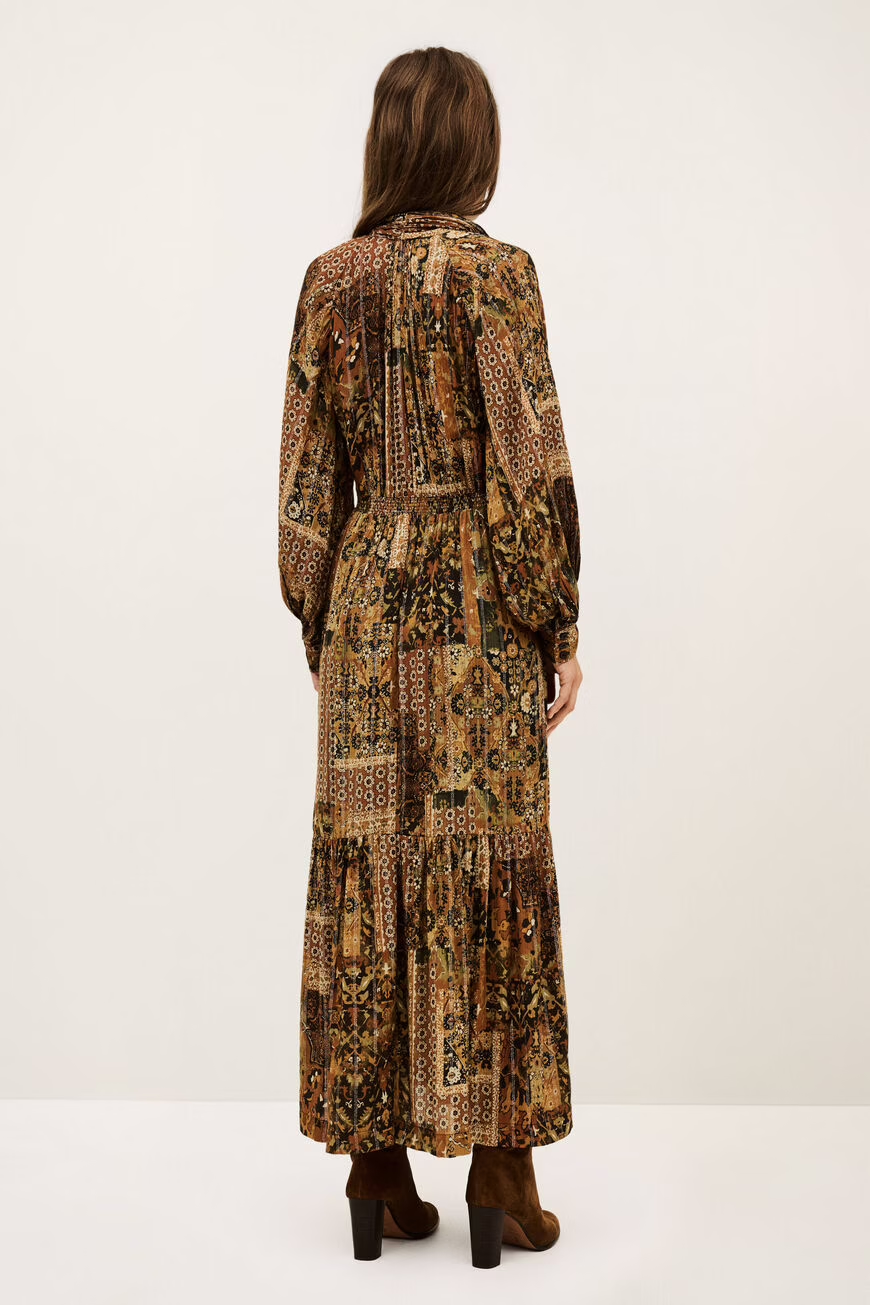 Frau Pierta Kleid Ocre