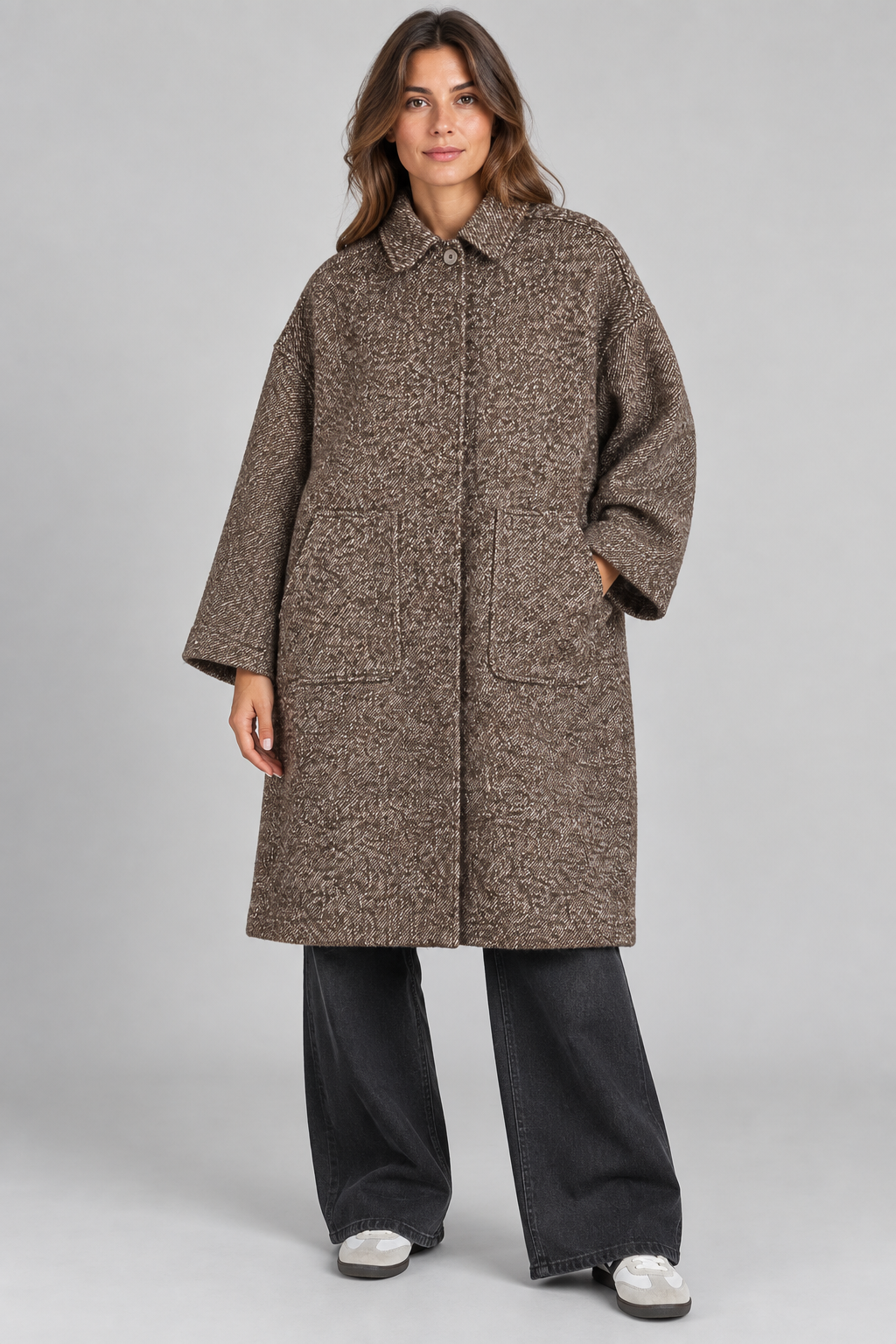 Frau Maddie Mantel Tweed
