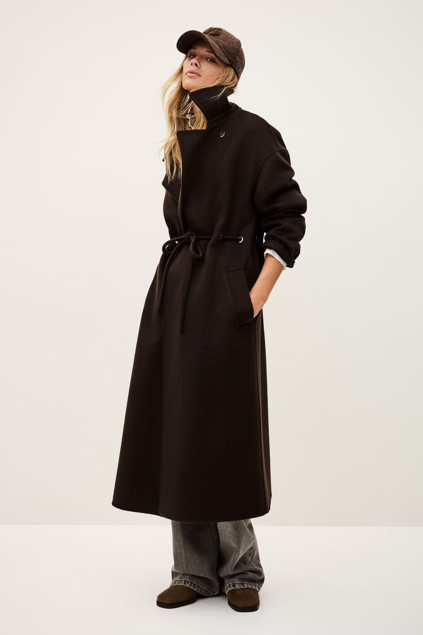 Frau Kate Mantel Chocolat