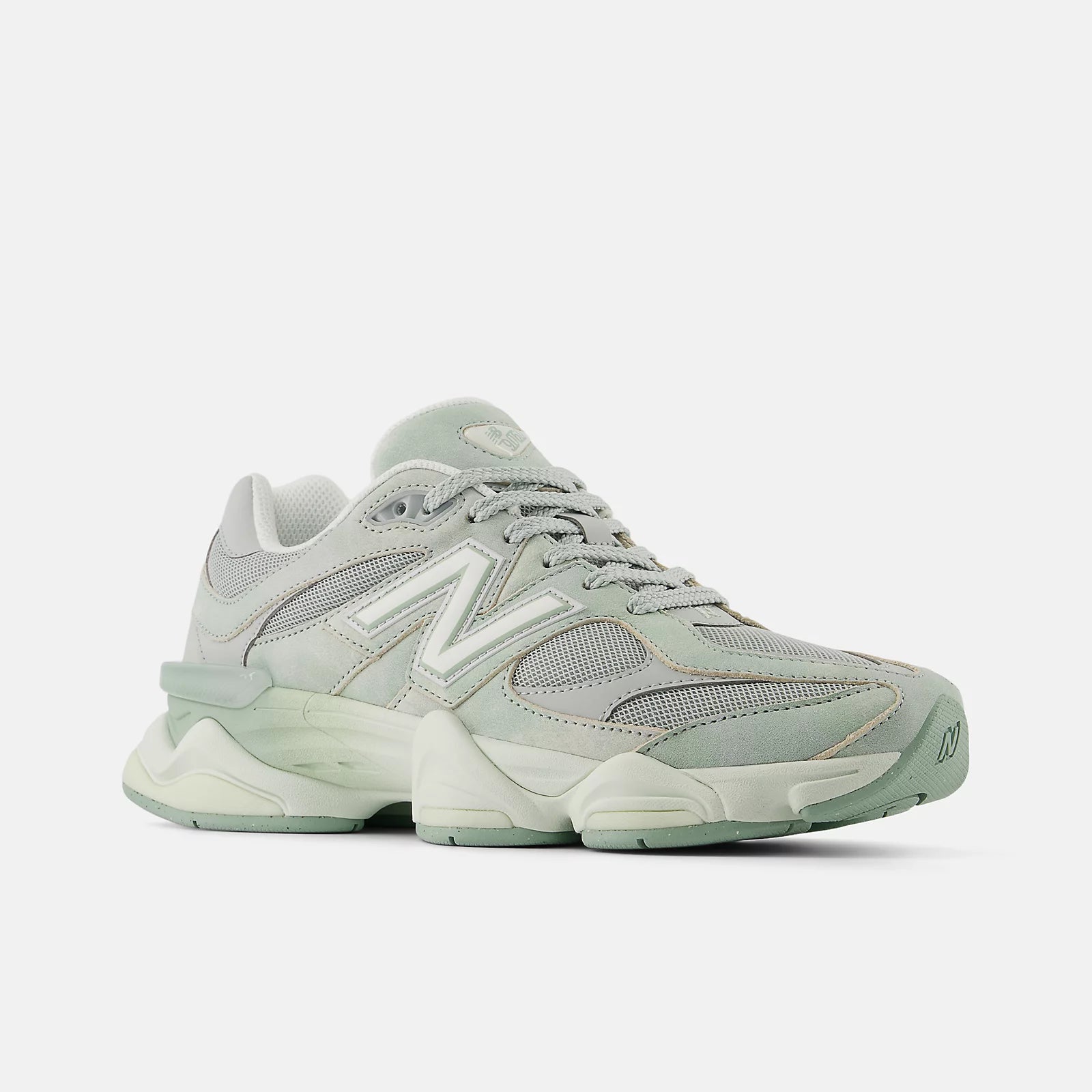 9060 Shoes Mosaic Green