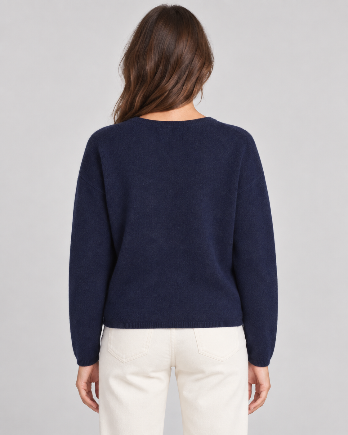 Pull Funny Femme Beluga
