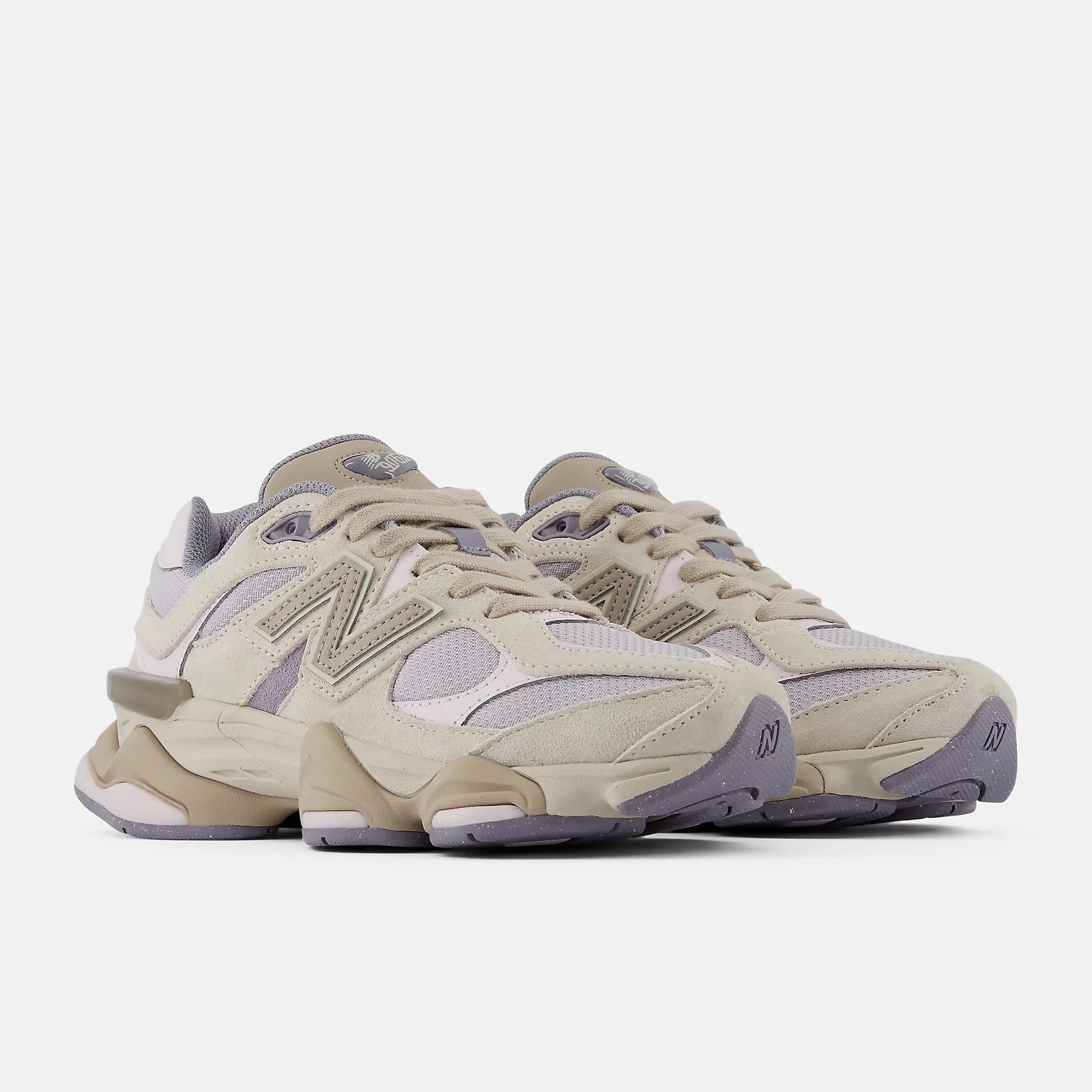 9060 Shoes Timberwolf/Pink