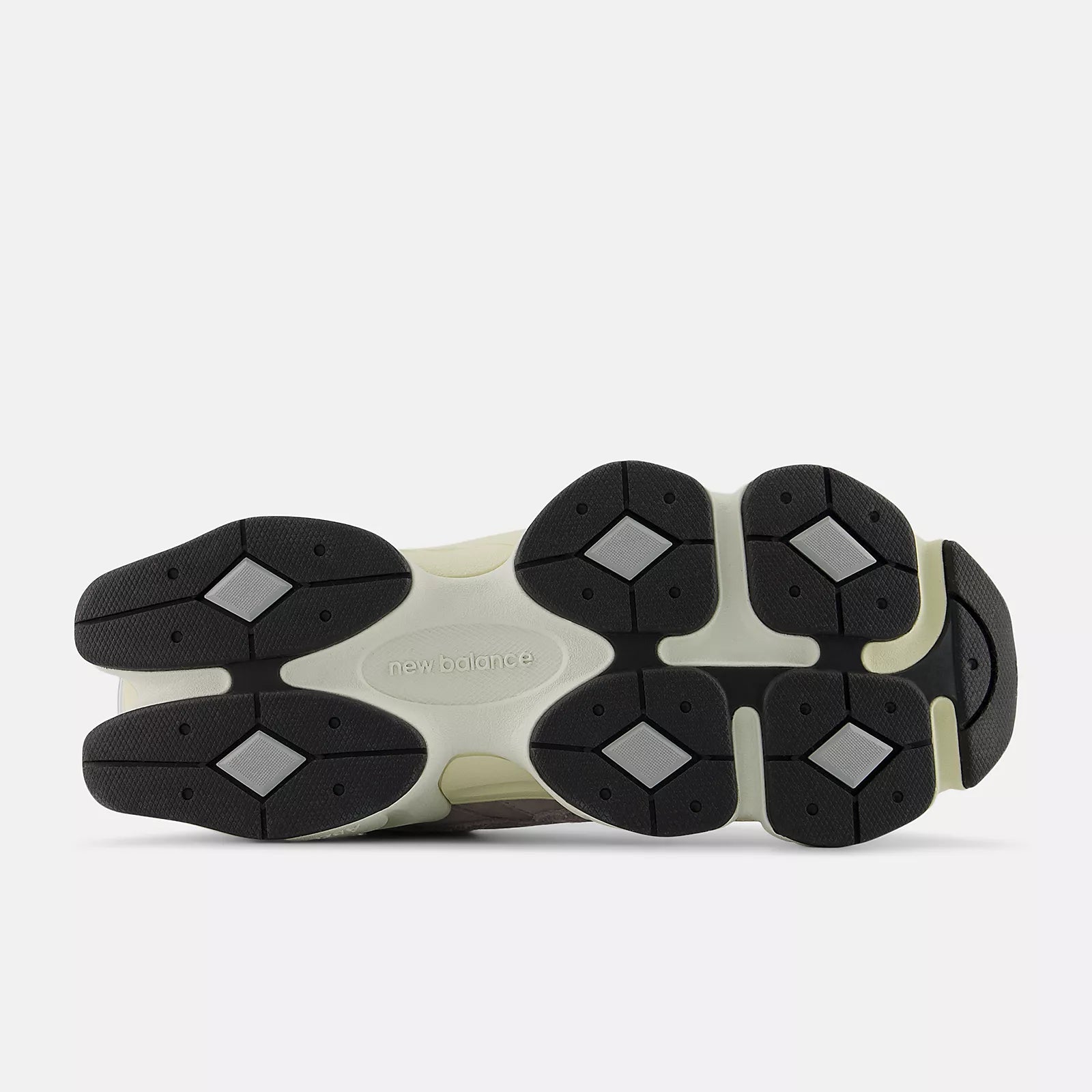 Women's 9060 Shoes Truffle Salt/Timberwolf