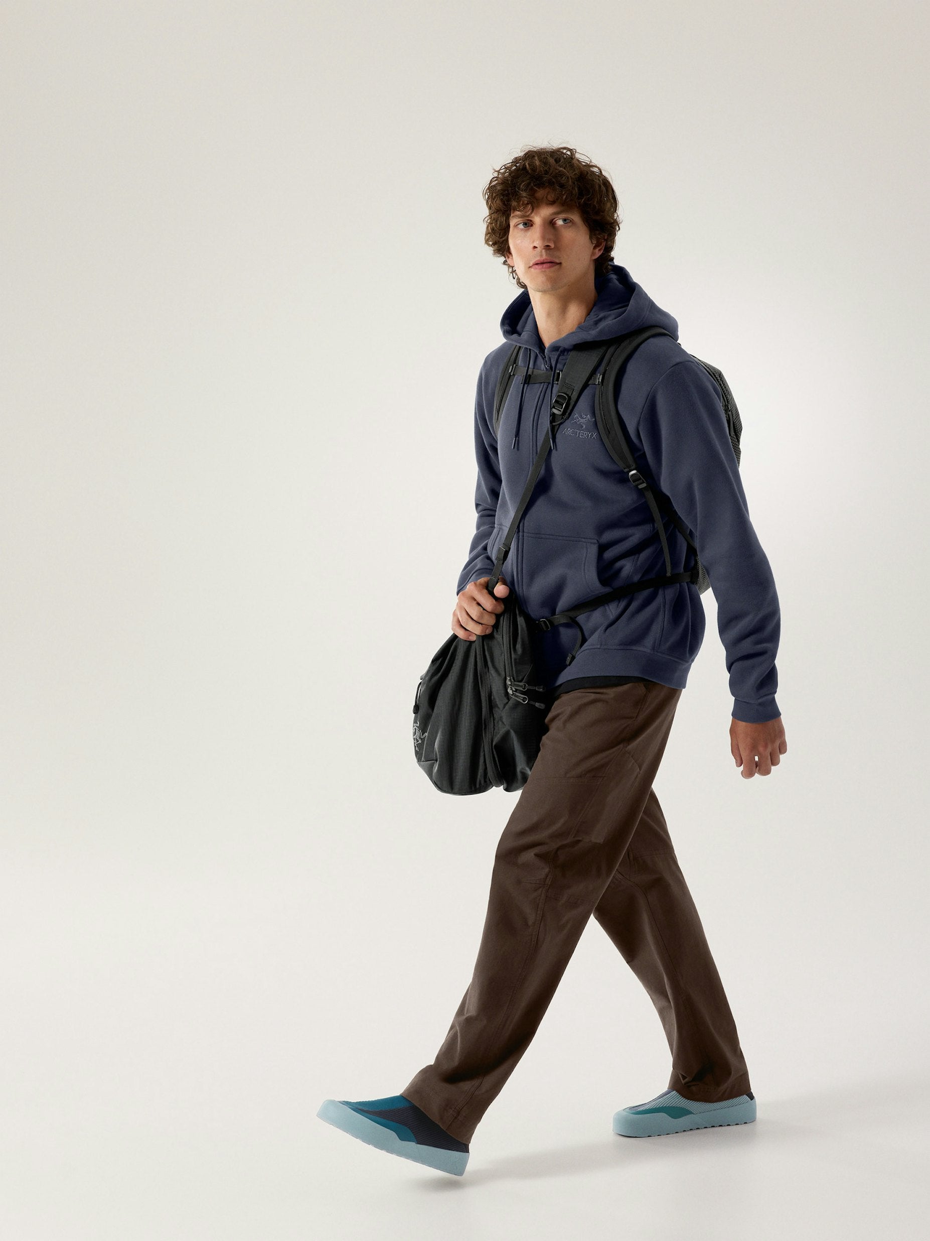 Sudadera Embleme Fleece Full Zip Hoody Hombre Black Saphire