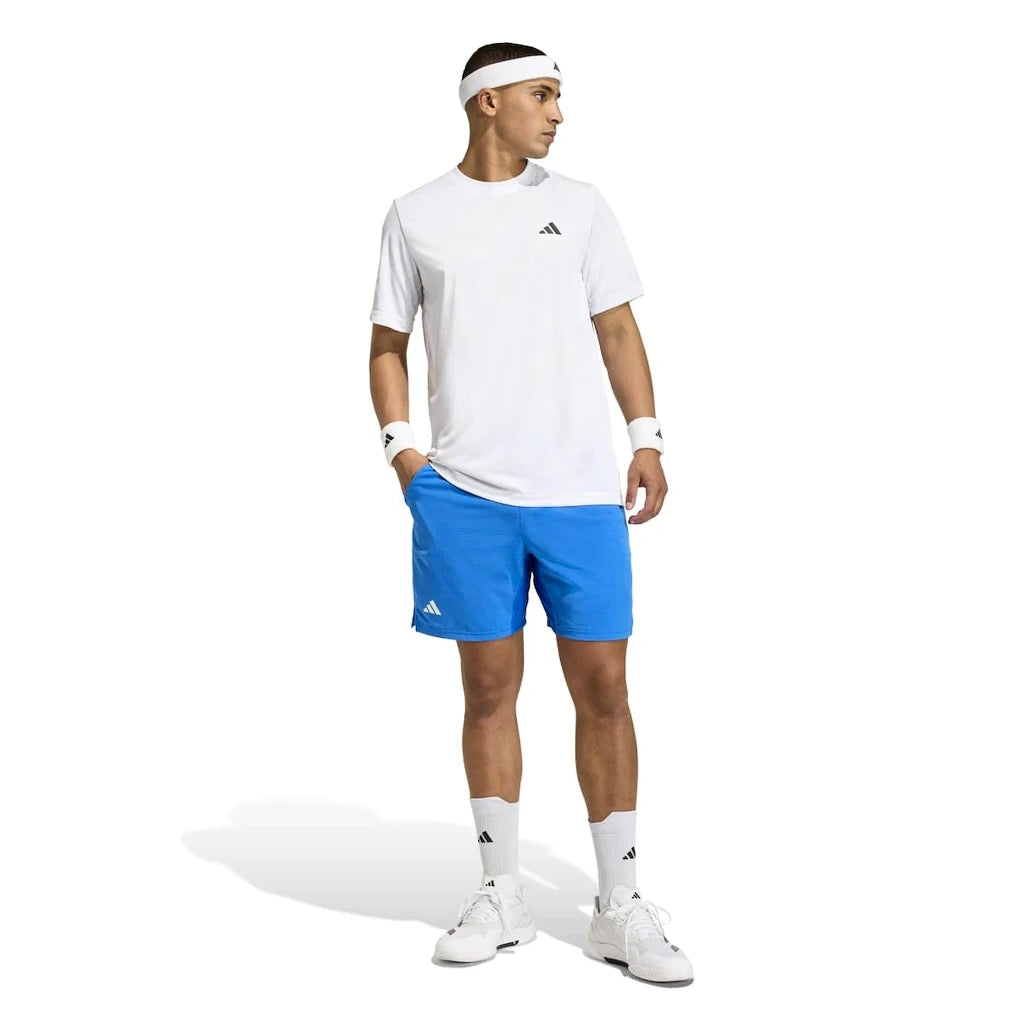 T-shirt Club Graphic Uomo White - Immagine ambientata