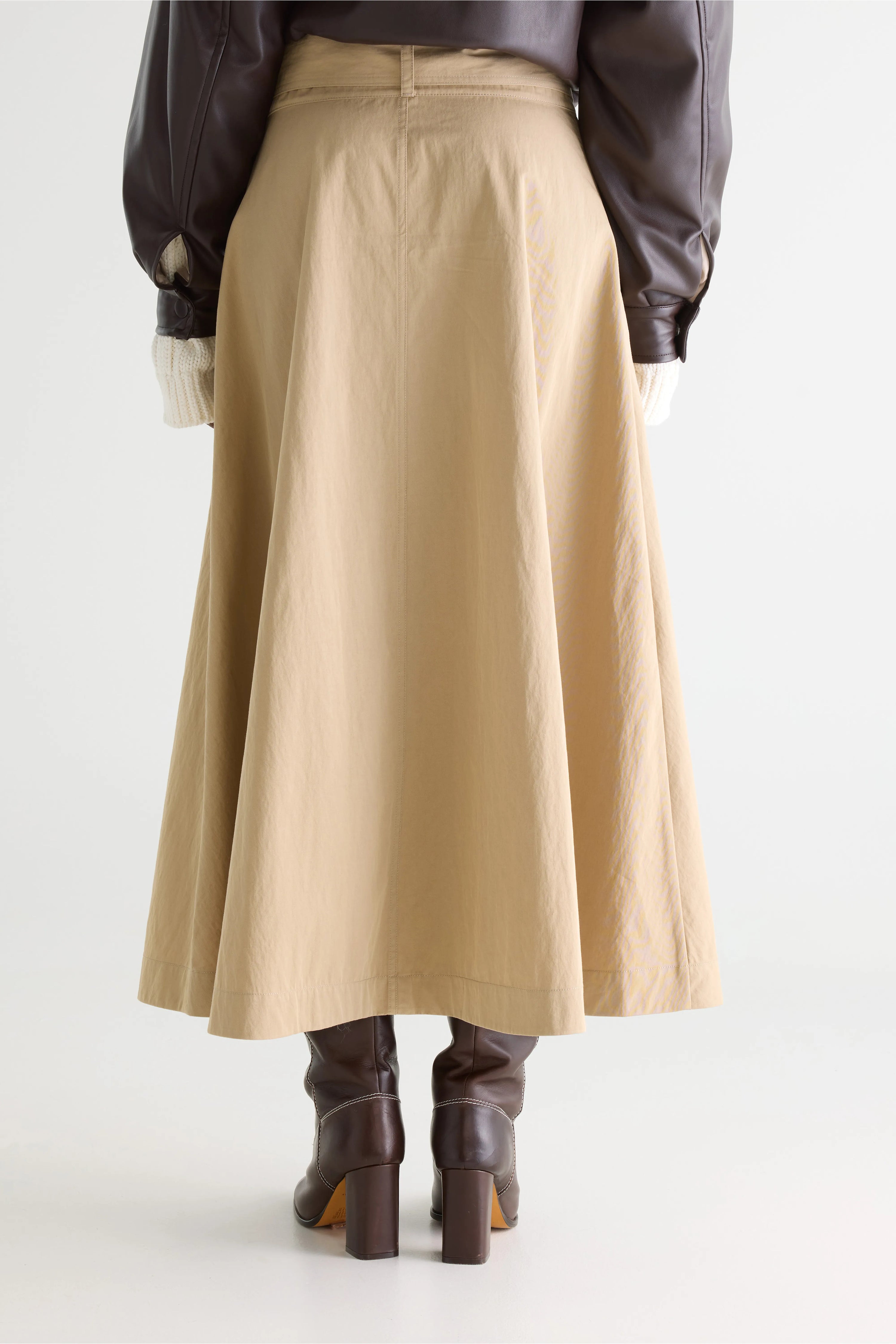 Gonna Hettie Donna Earth