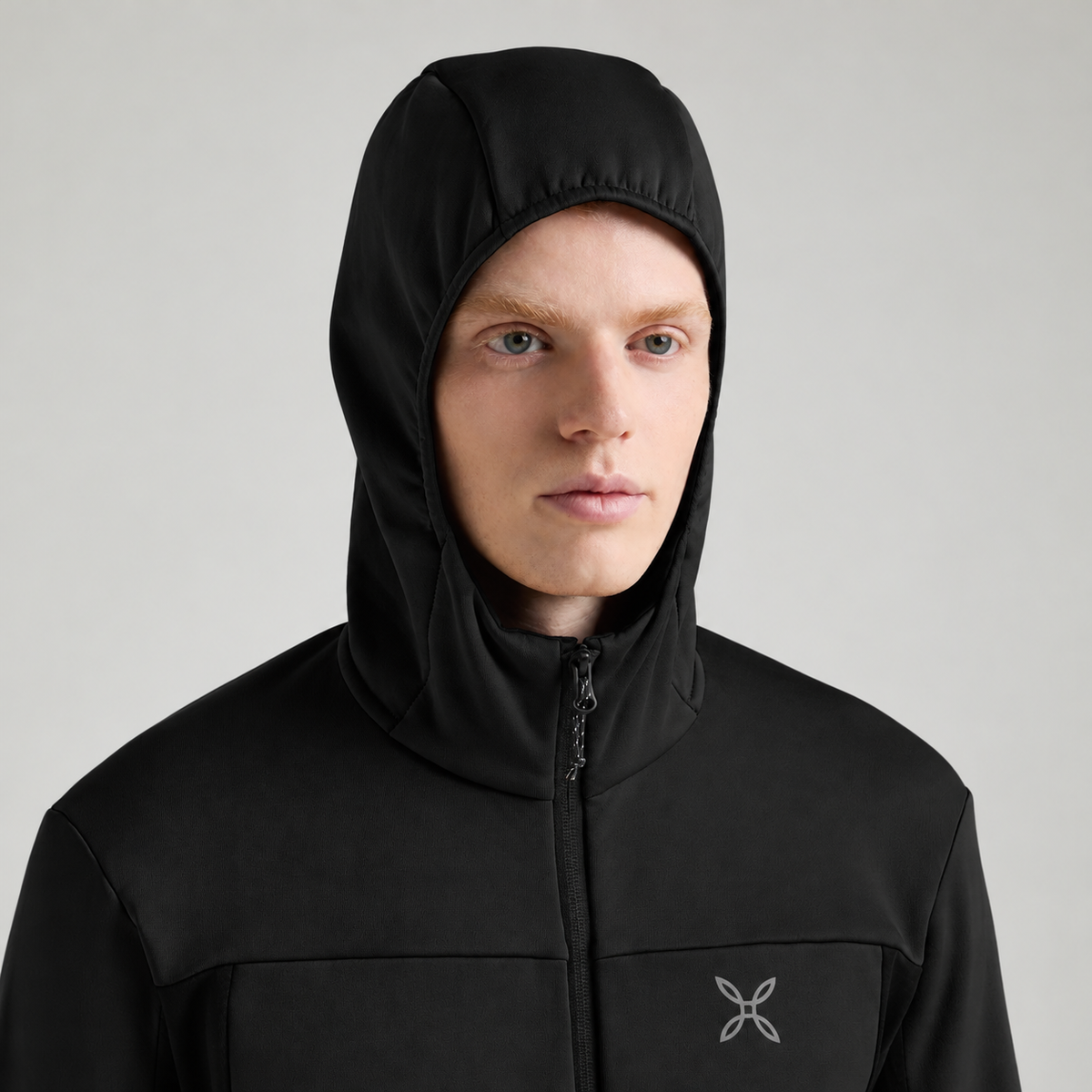 Mann Pulse Hooded Pullover Black