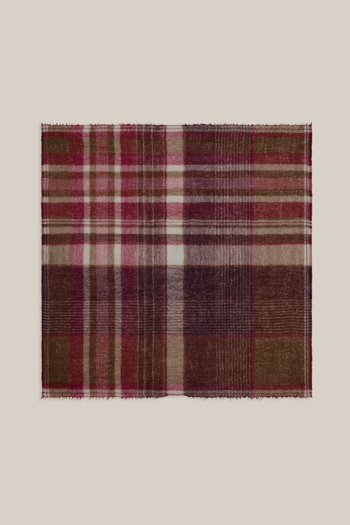 Frau Chai N. 752 Schal Taffeta