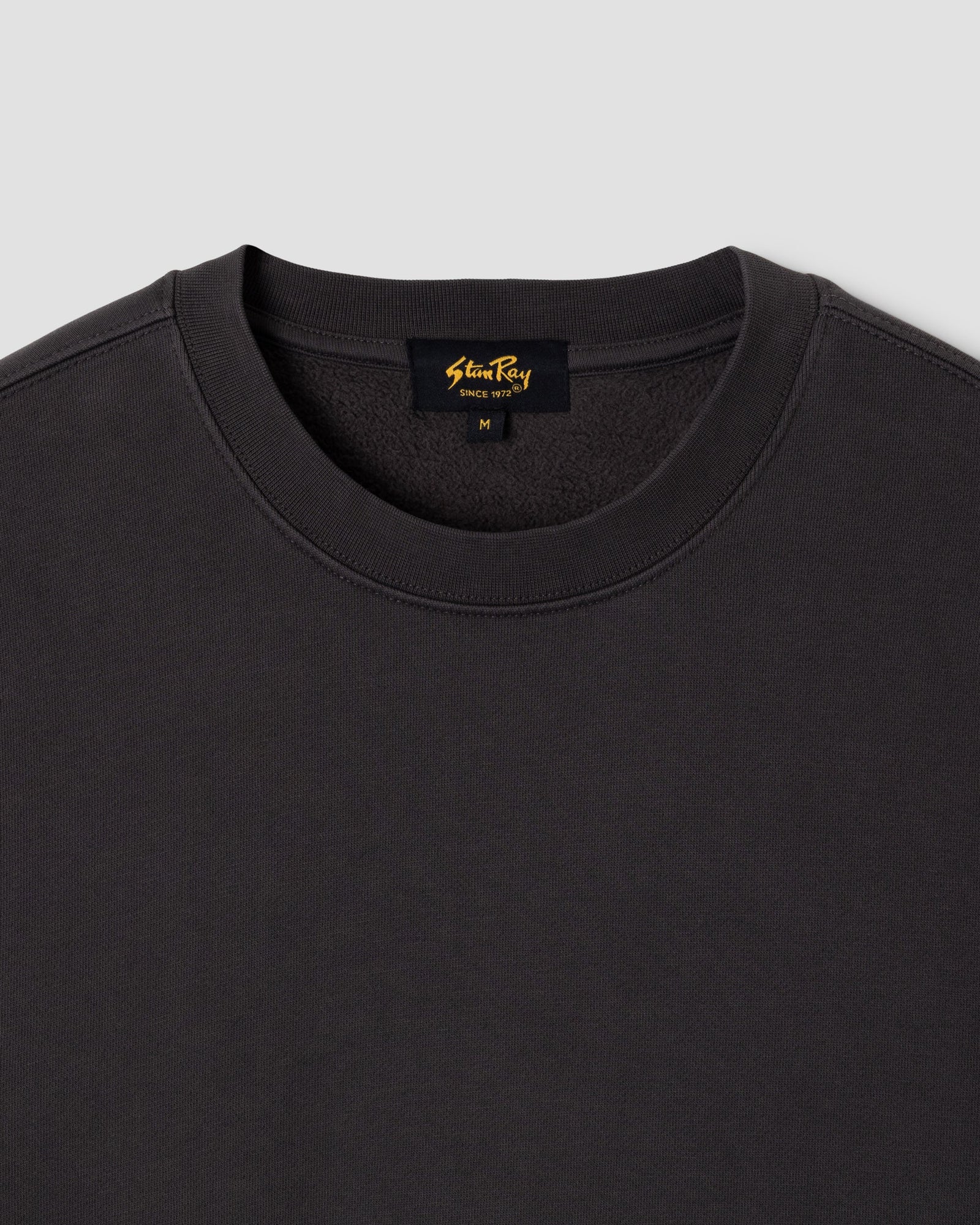 Sudadera Patch Crew Hombre Raven Black