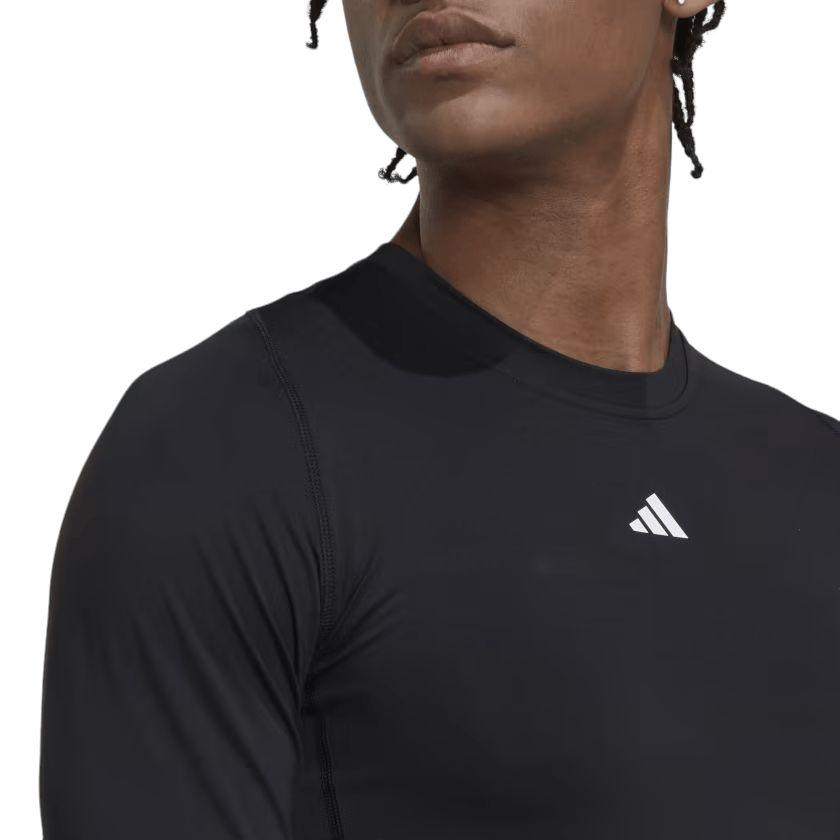 Adidas | T-shirt Techfit Training Uomo Black - Fabbrica Ski Sises