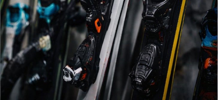 Noleggio sci e snowboard in negozio a Biella